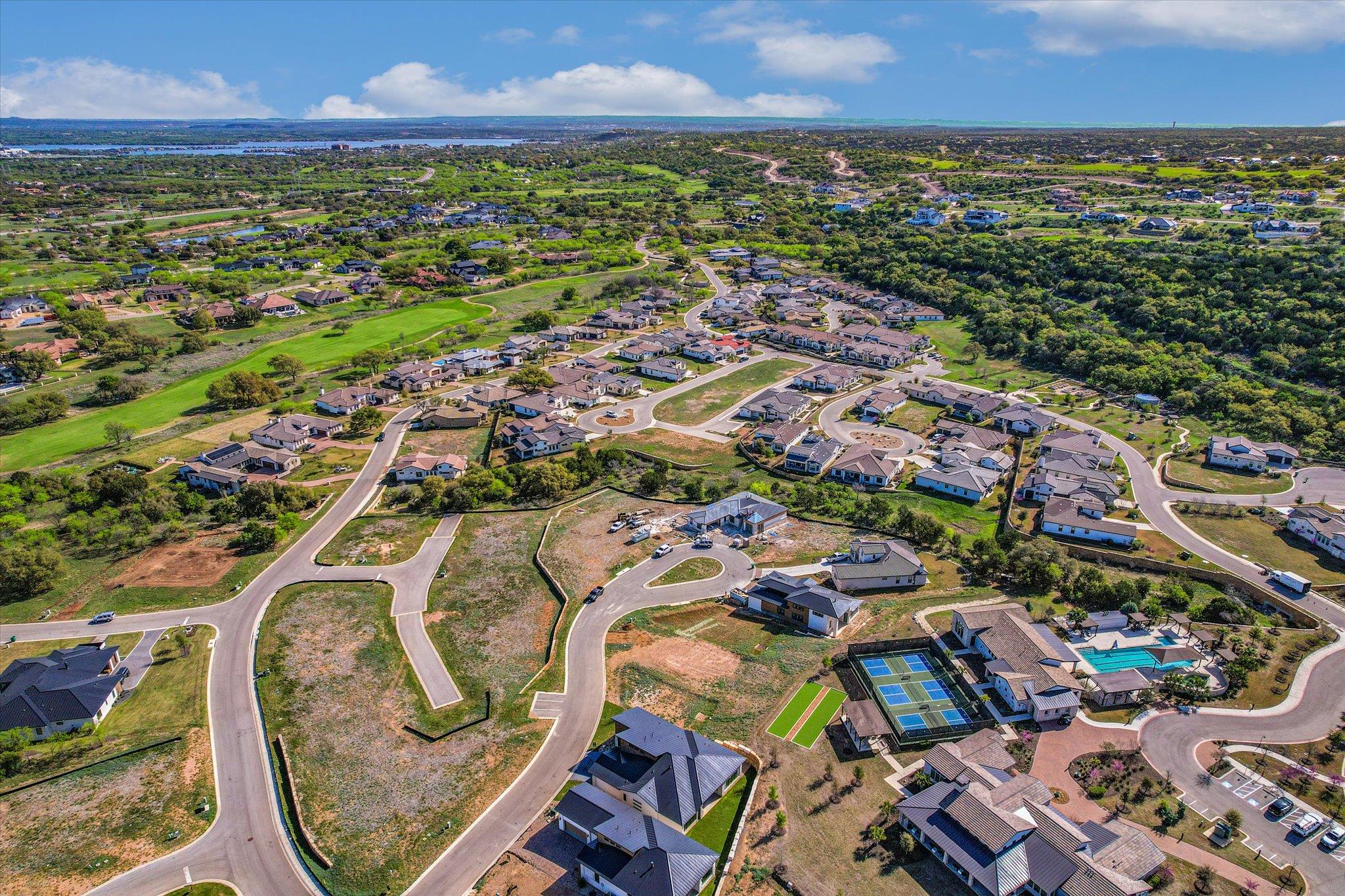 105 Via Roma Ct, Horseshoe Bay, TX 78657