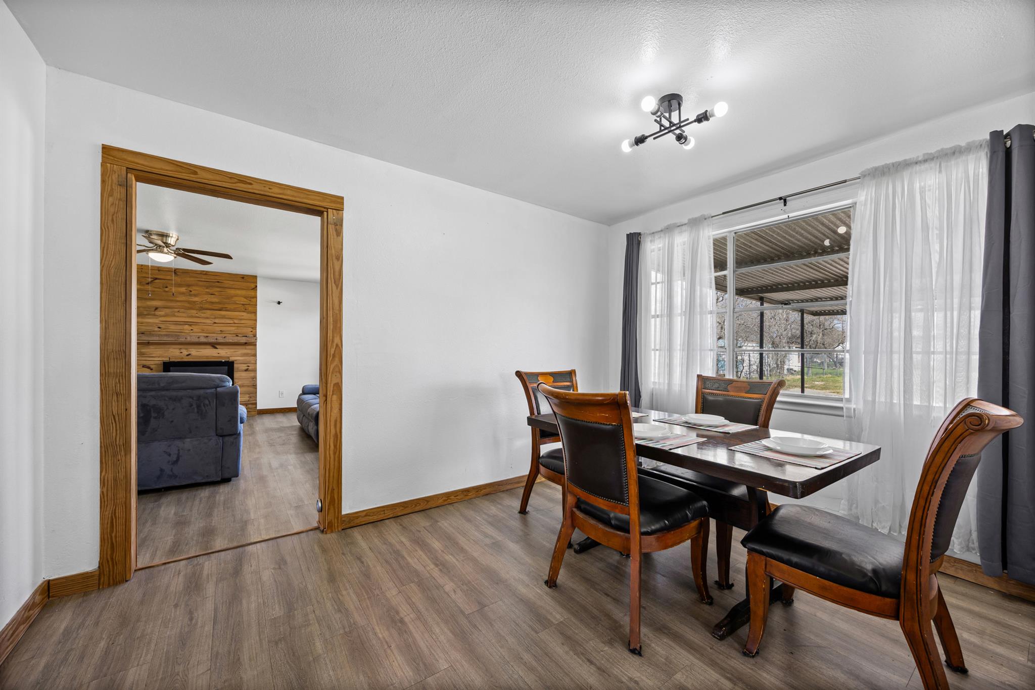 1418 Kingshill Dr, Granite Shoals, TX 78654