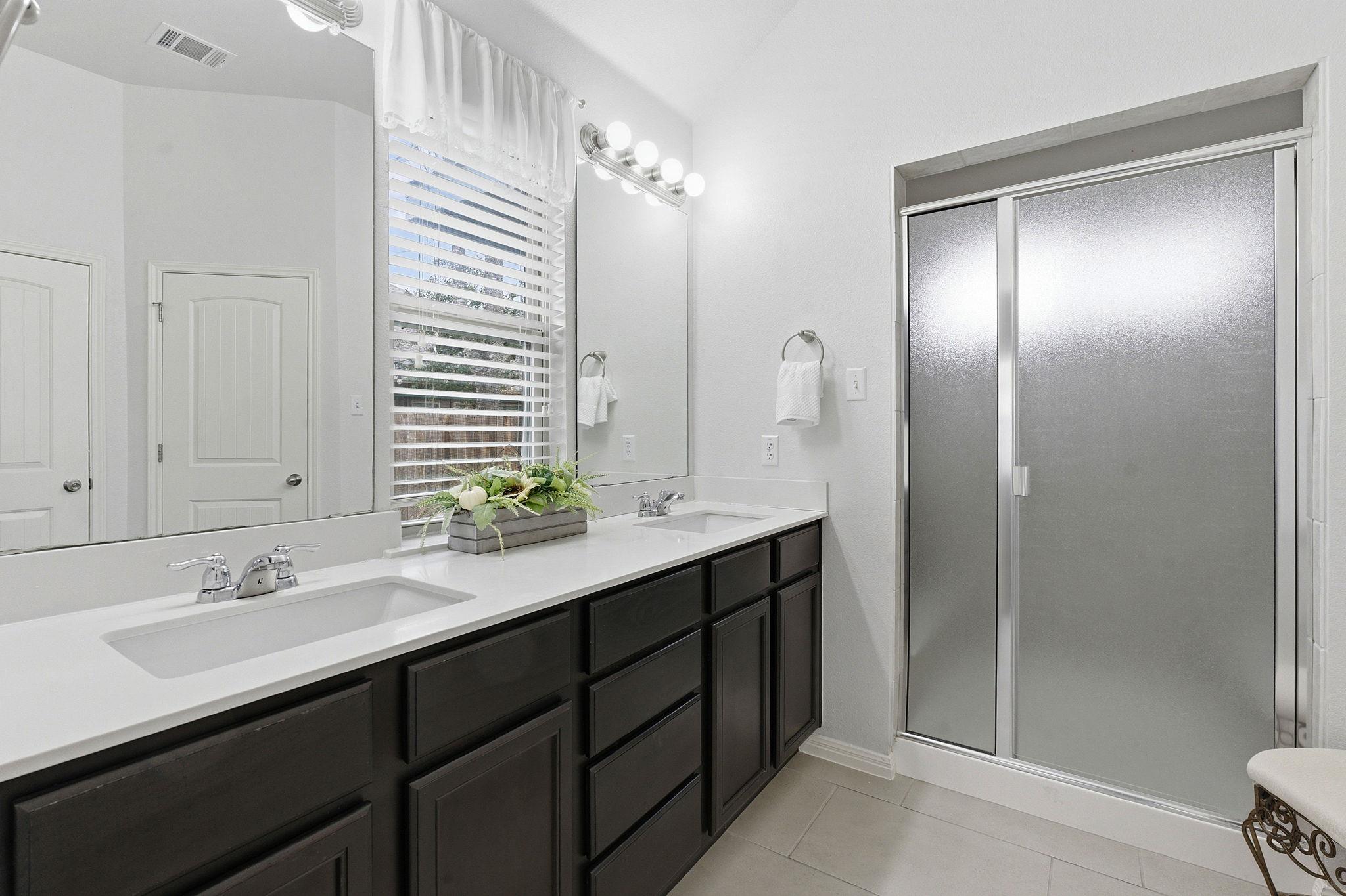 426 Tilly Ln, Buda, TX 78610