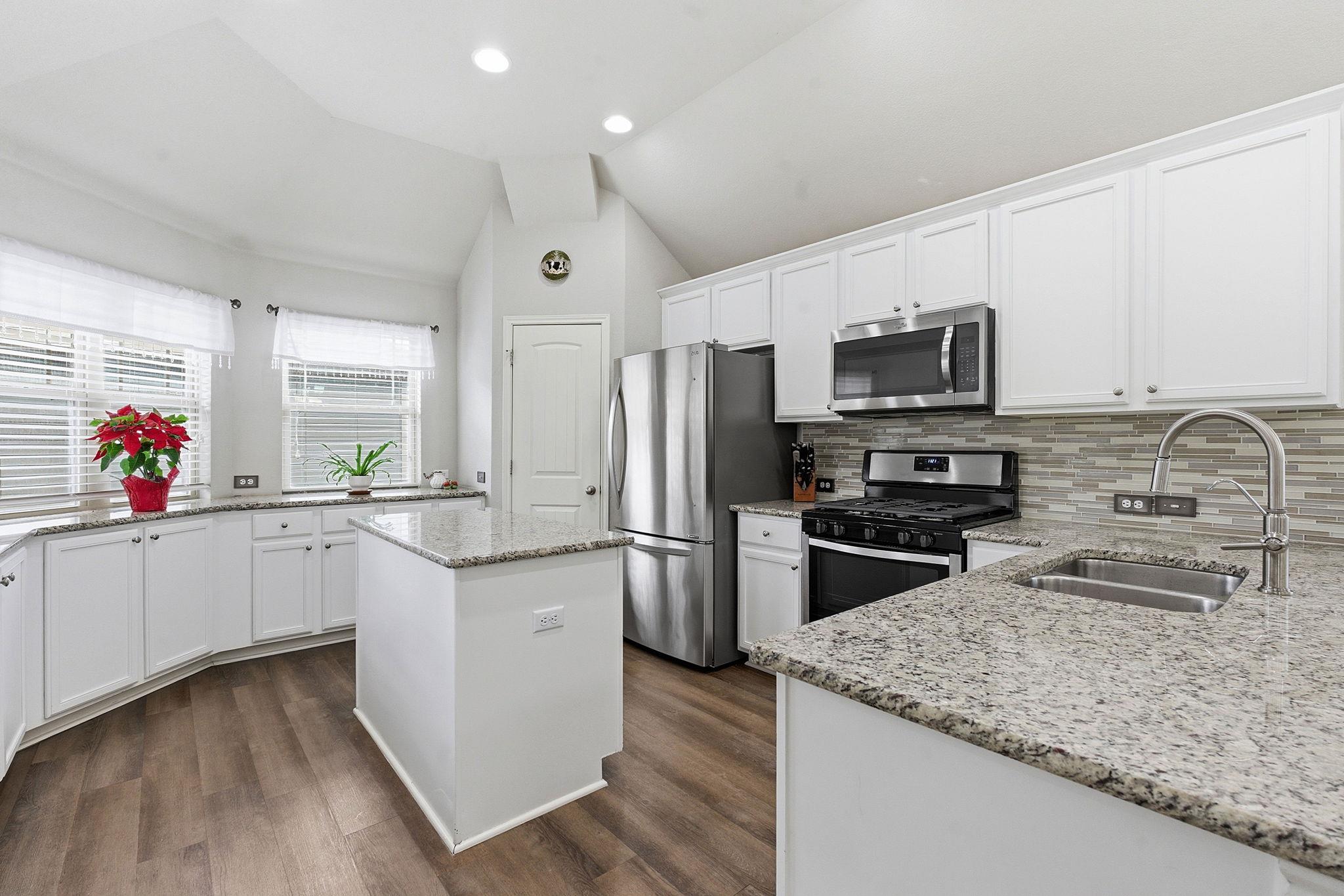 426 Tilly Ln, Buda, TX 78610