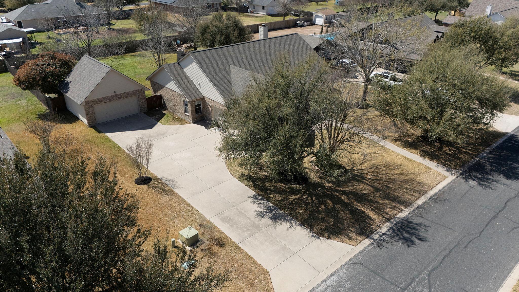 414 Rio Grande Ave, Hutto, TX 78634