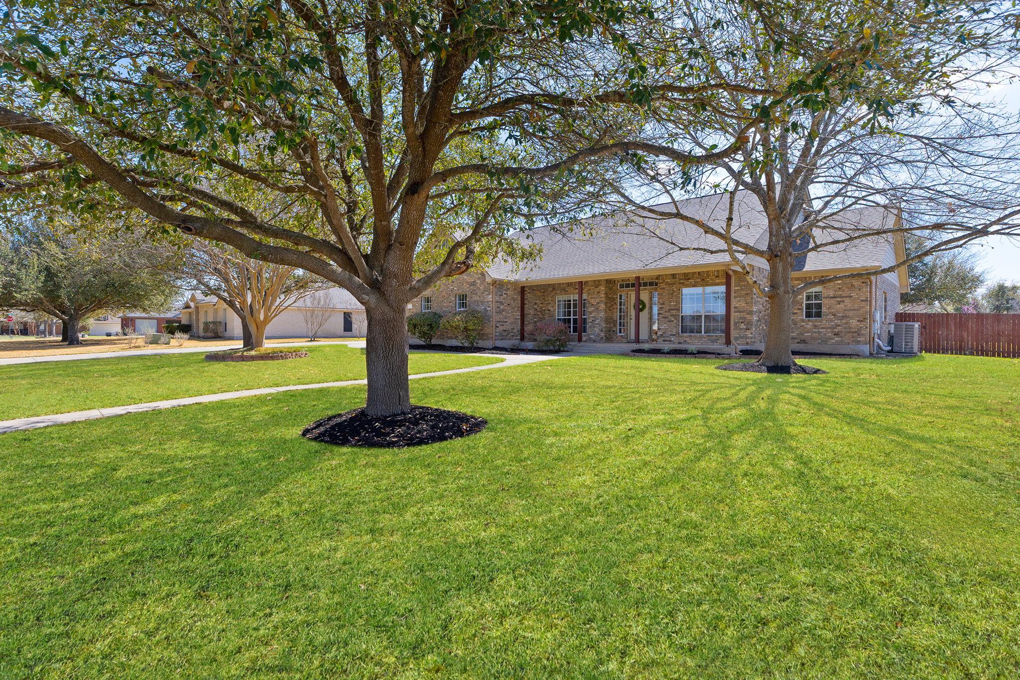 414 Rio Grande Ave, Hutto, TX 78634