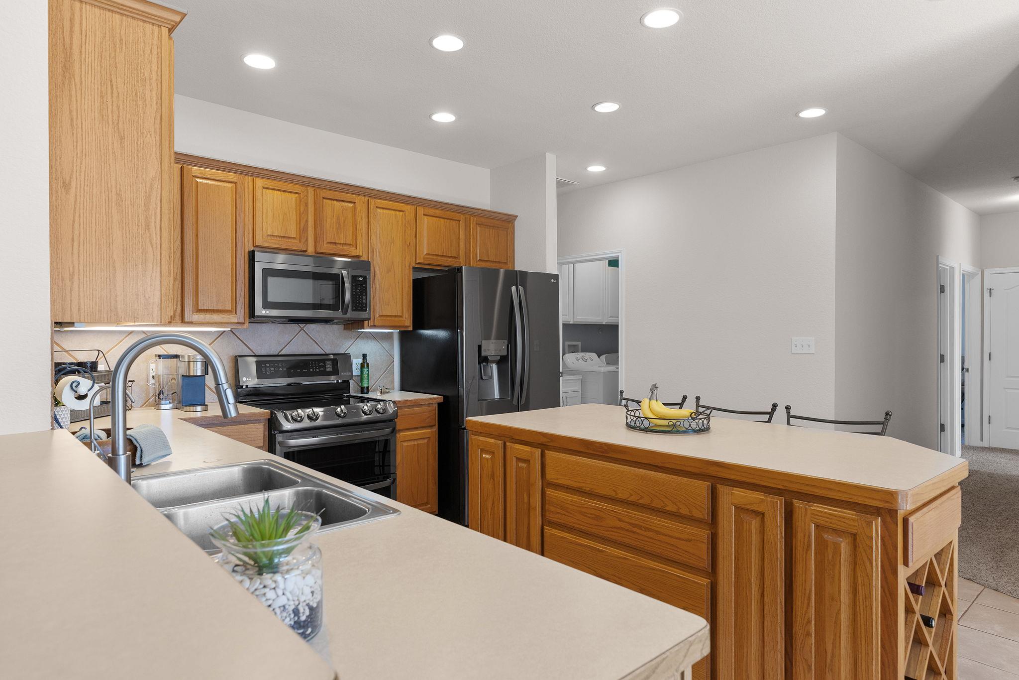 414 Rio Grande Ave, Hutto, TX 78634