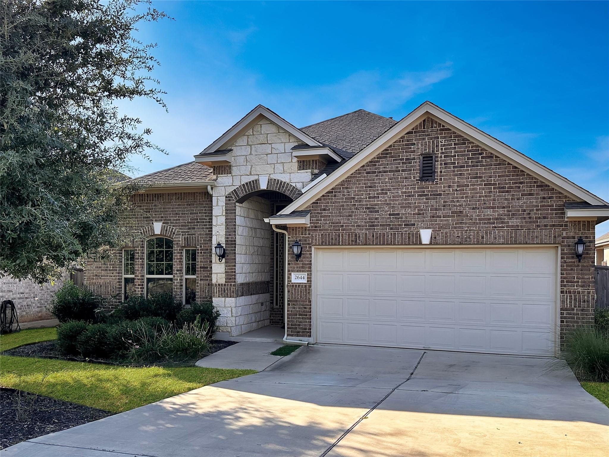 2644 Granite Hill Dr, Leander, TX 78641