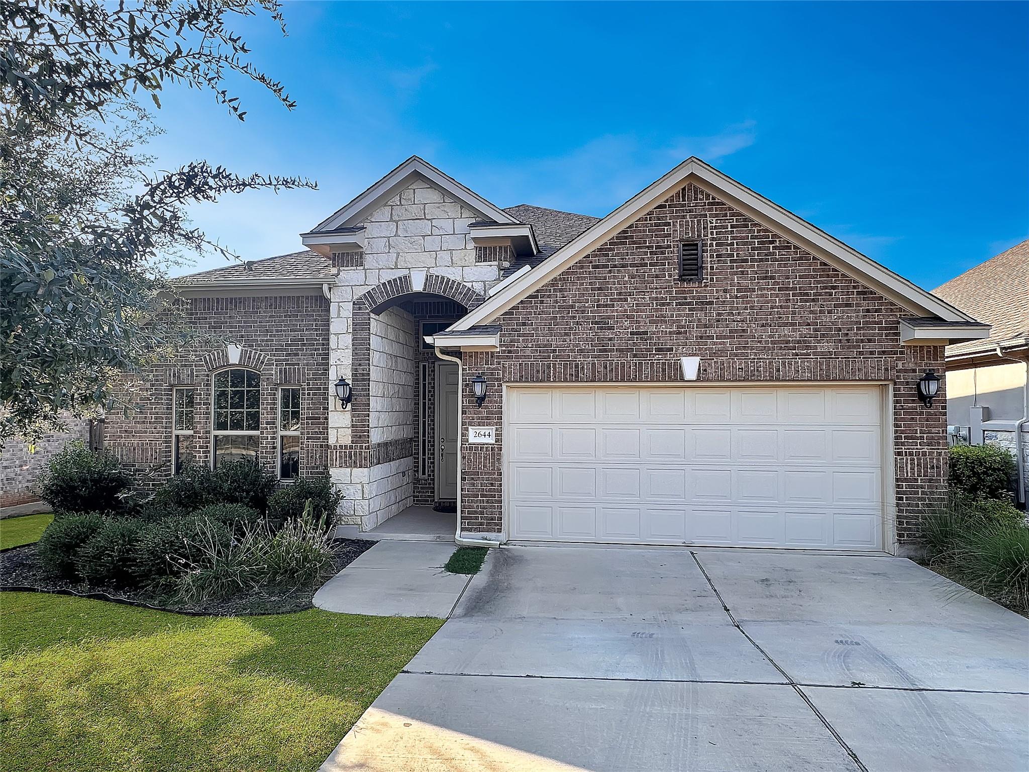 2644 Granite Hill Dr, Leander, TX 78641