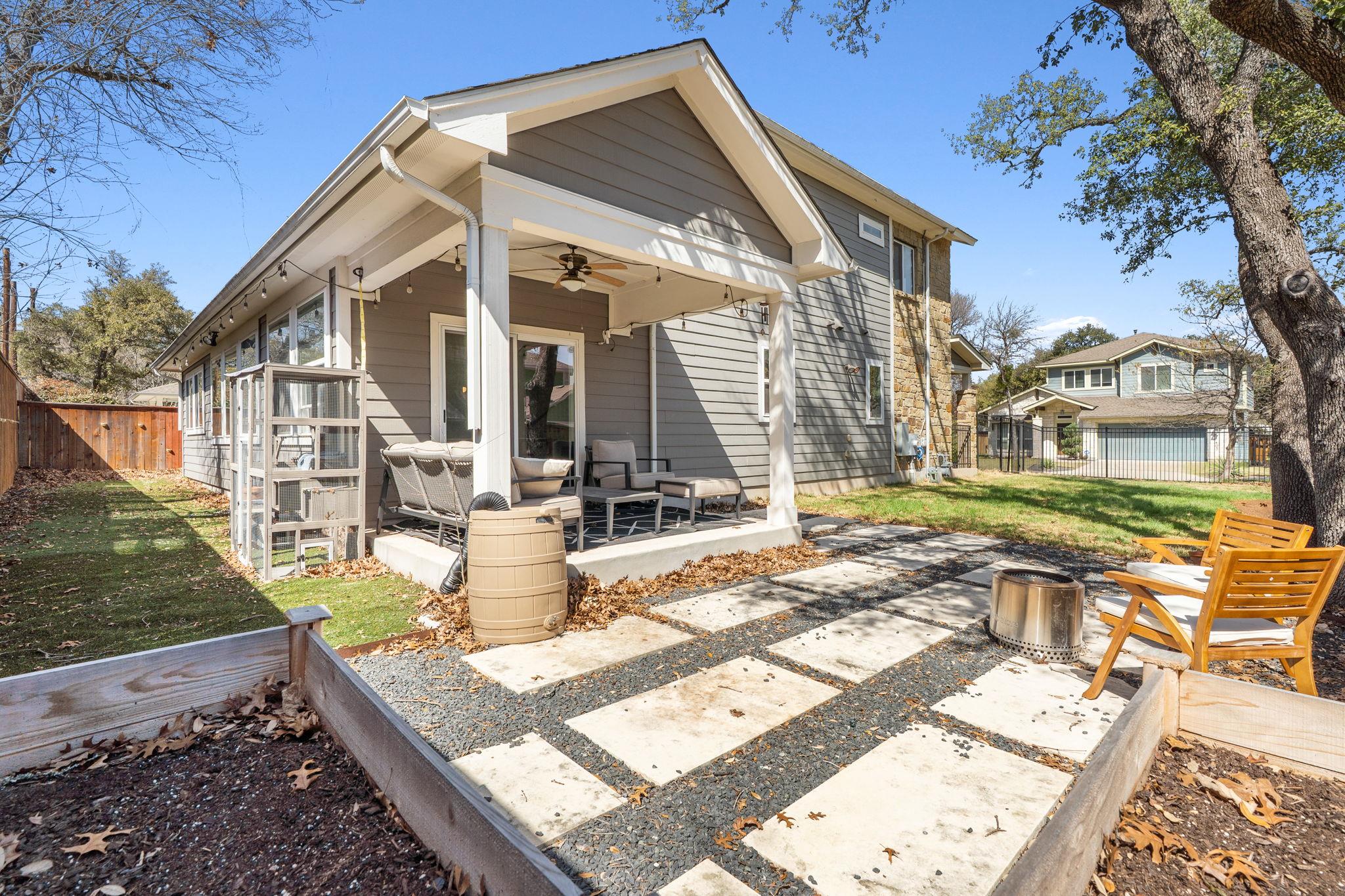 7205 Albert Rd, Austin, TX 78745