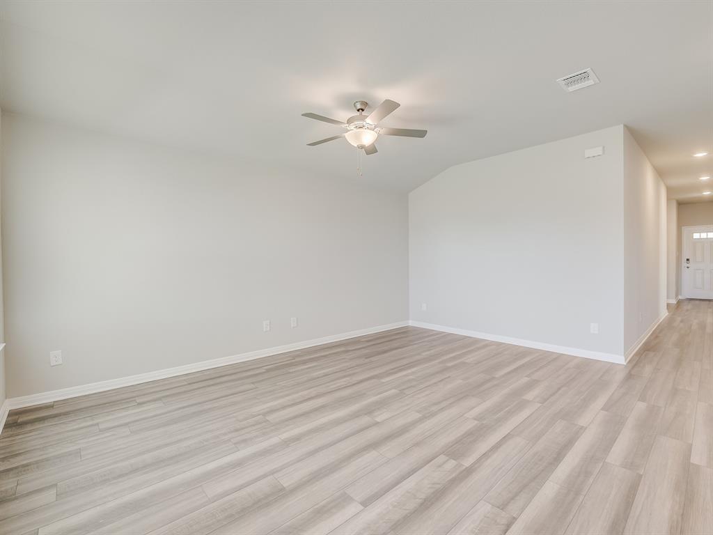 112 Capella Way, Hutto, TX 78634