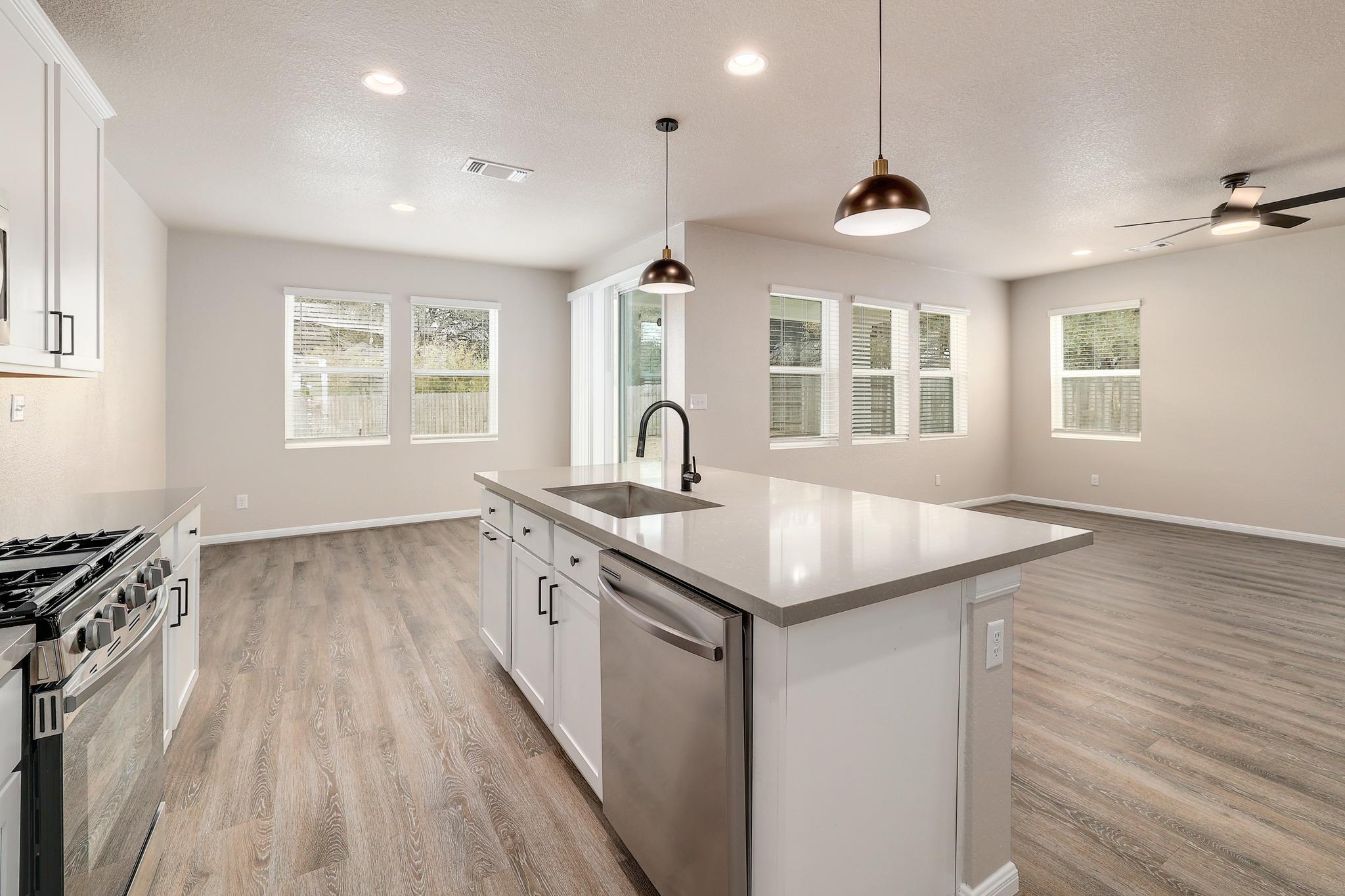 208 Fluttermill Loop, Liberty Hill, TX 78642