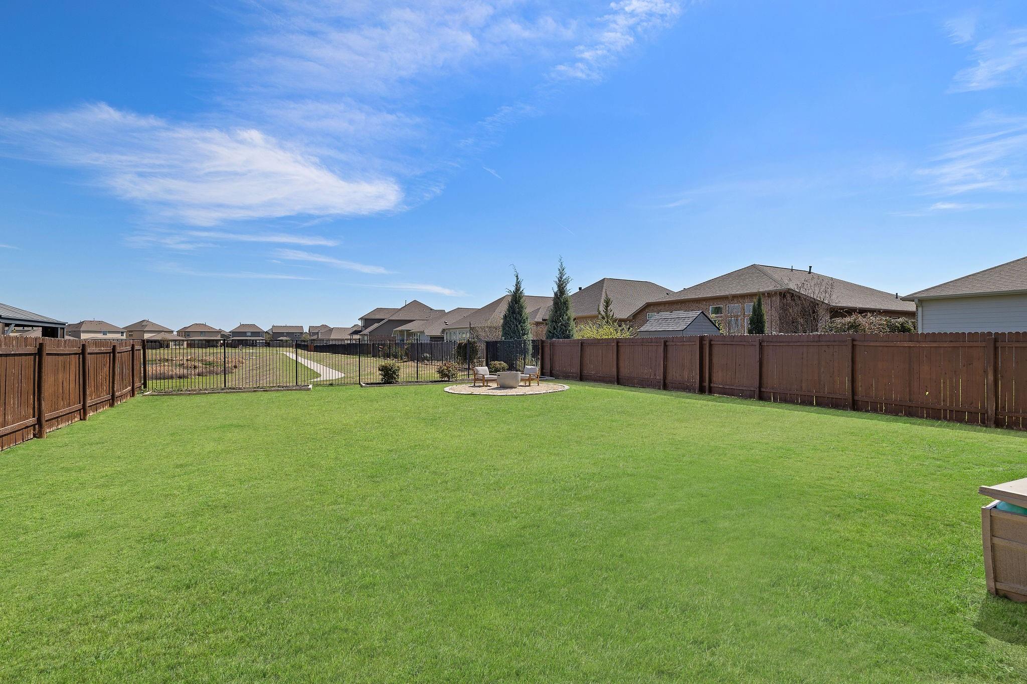 112 Fattoria Cv, Liberty Hill, TX 78642