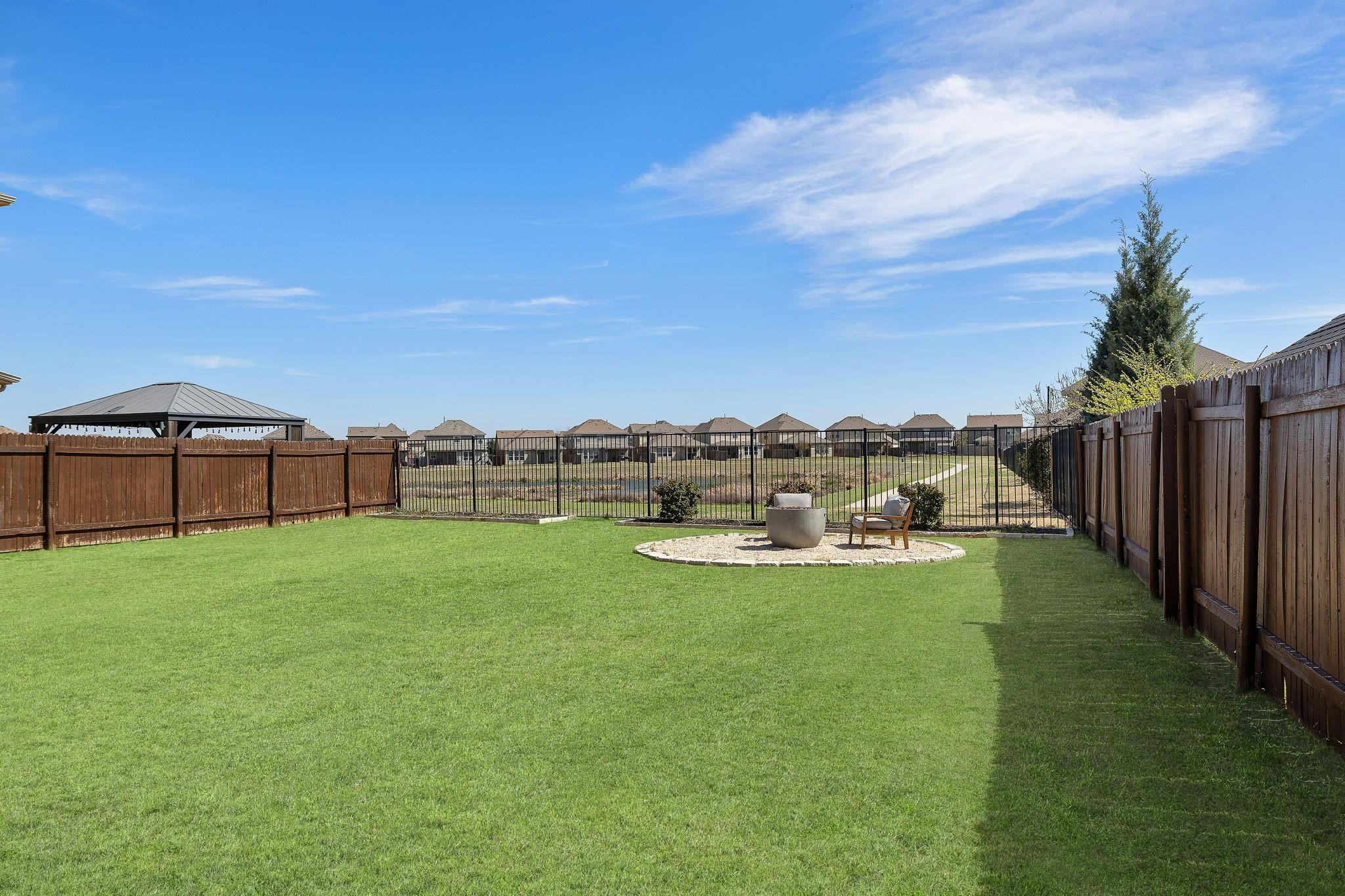 112 Fattoria Cv, Liberty Hill, TX 78642