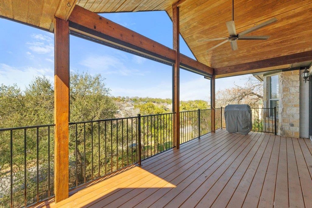 708 SUNFISH St, Lakeway, TX 78734