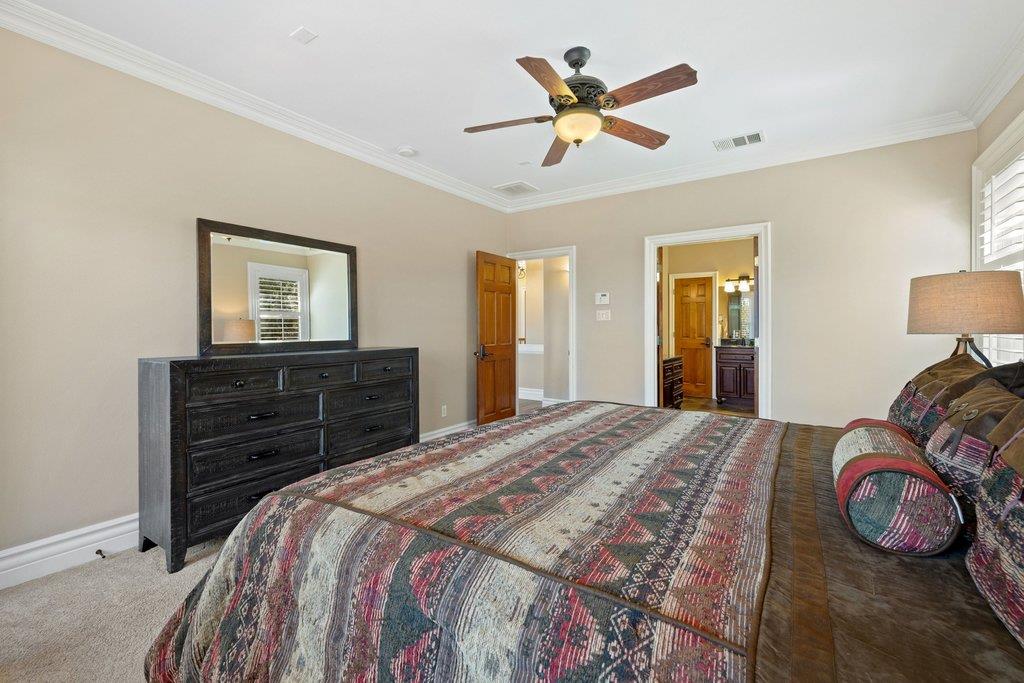 708 SUNFISH St, Lakeway, TX 78734