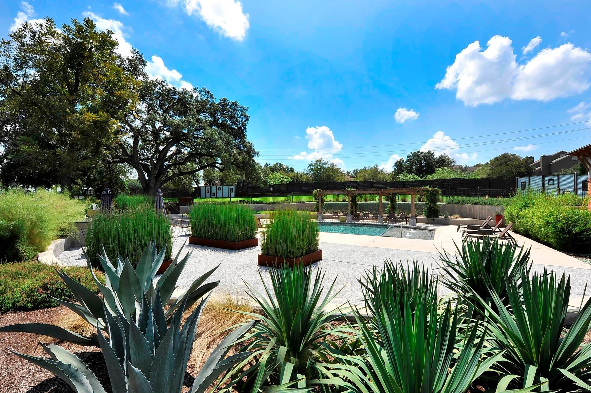 2821 Saville Loop # 21C, Austin, TX 78741