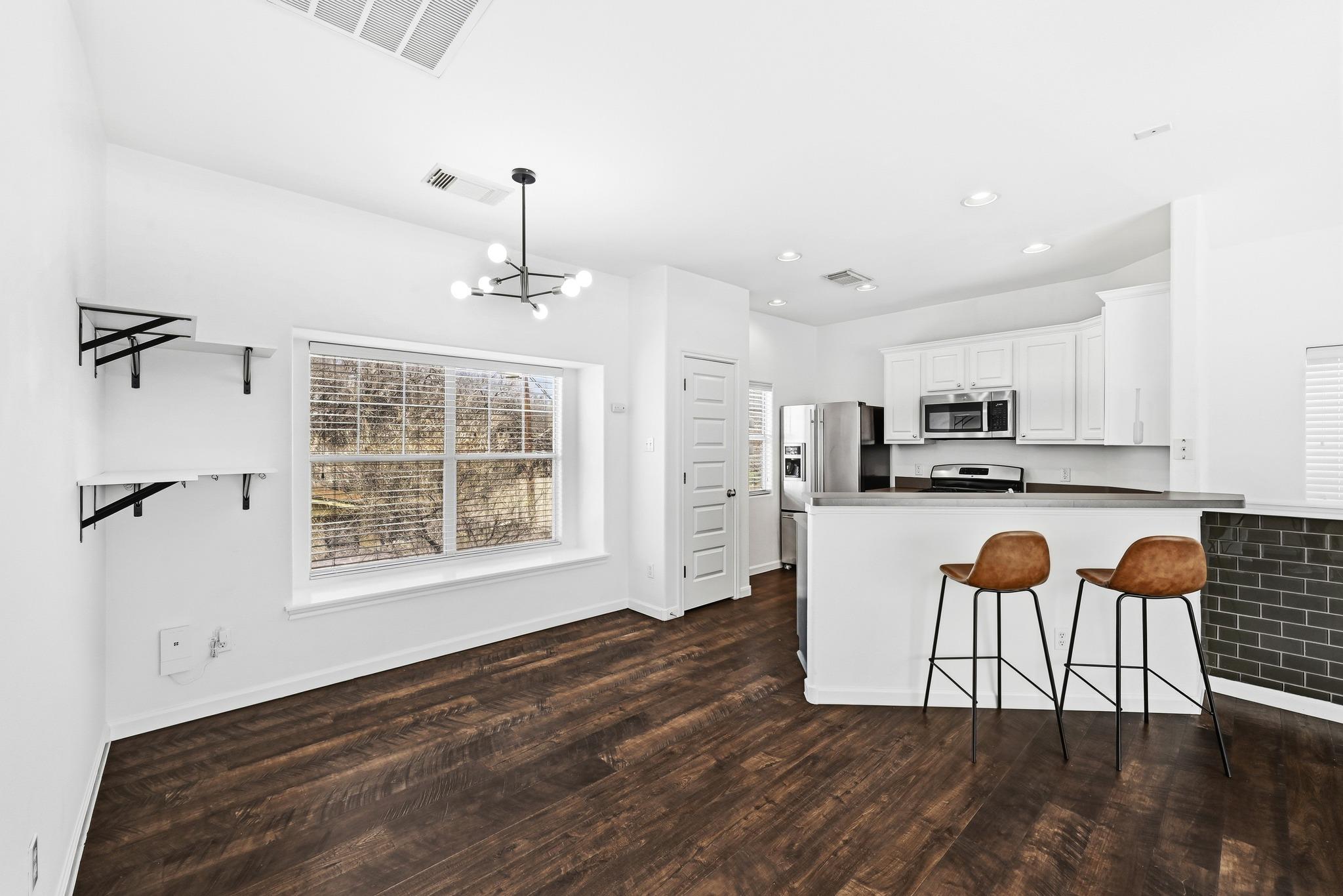 2821 Saville Loop # 21C, Austin, TX 78741