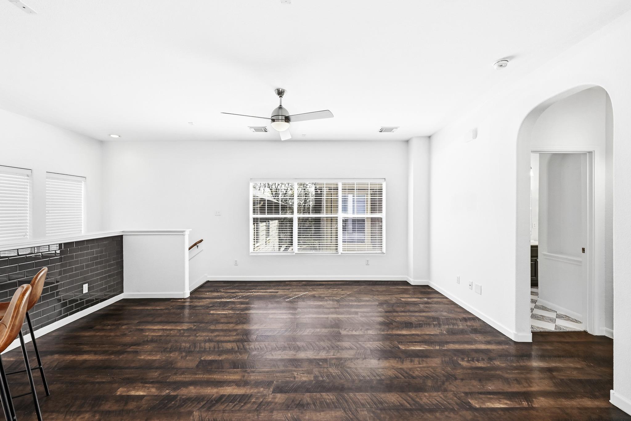 2821 Saville Loop # 21C, Austin, TX 78741