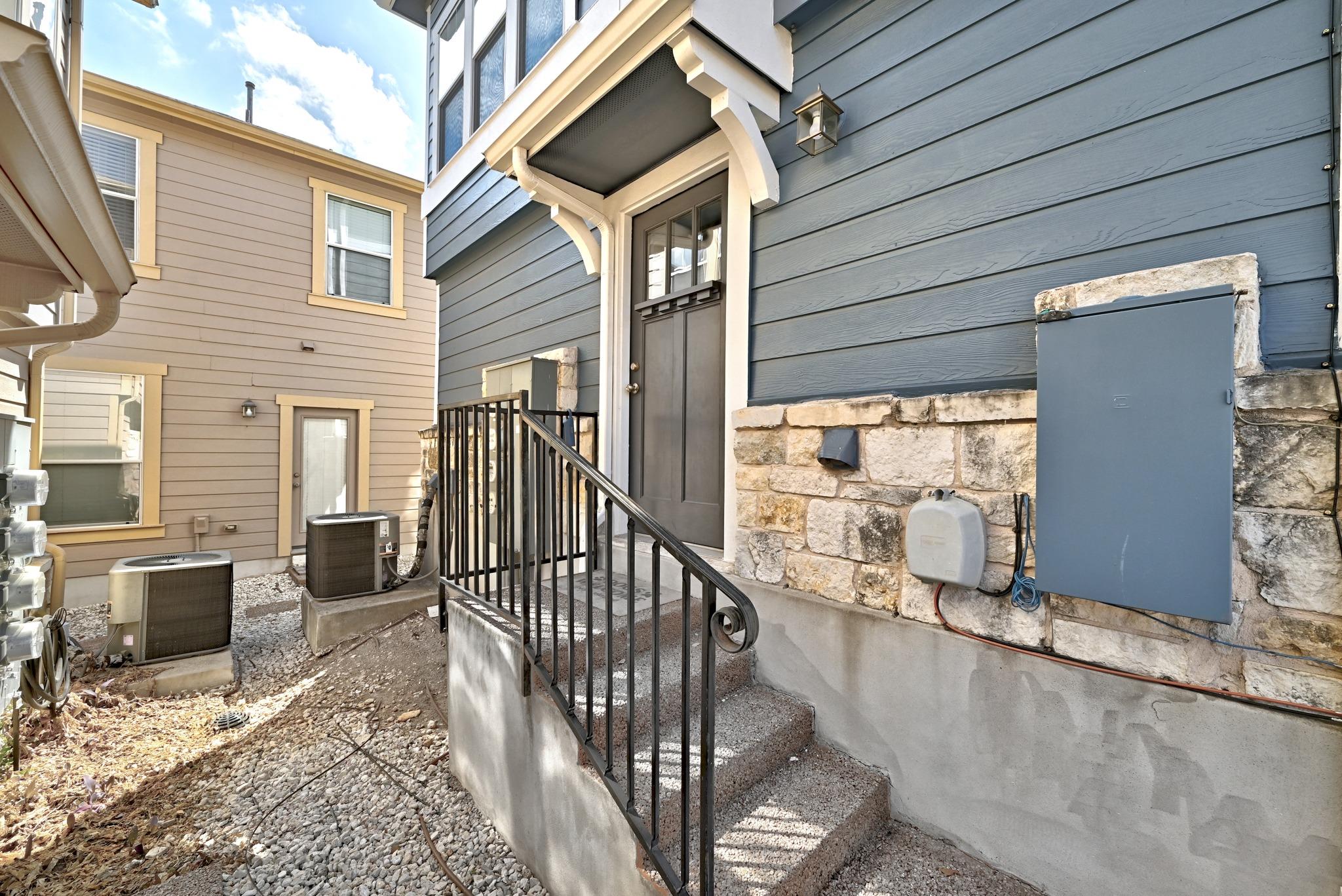 2821 Saville Loop # 21C, Austin, TX 78741