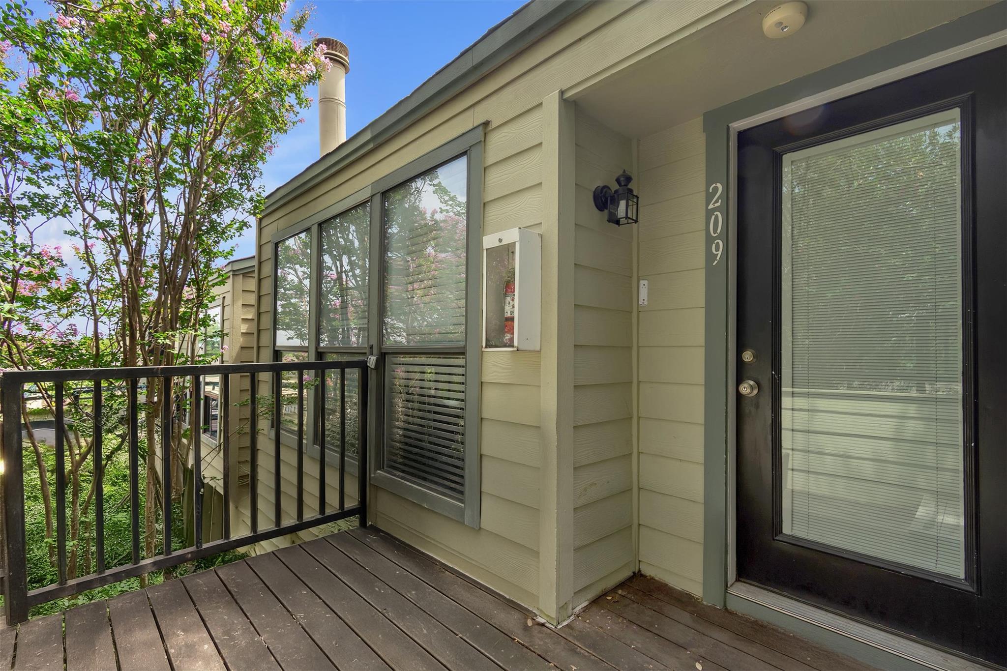 2612 San Pedro St # 209, Austin, TX 78705