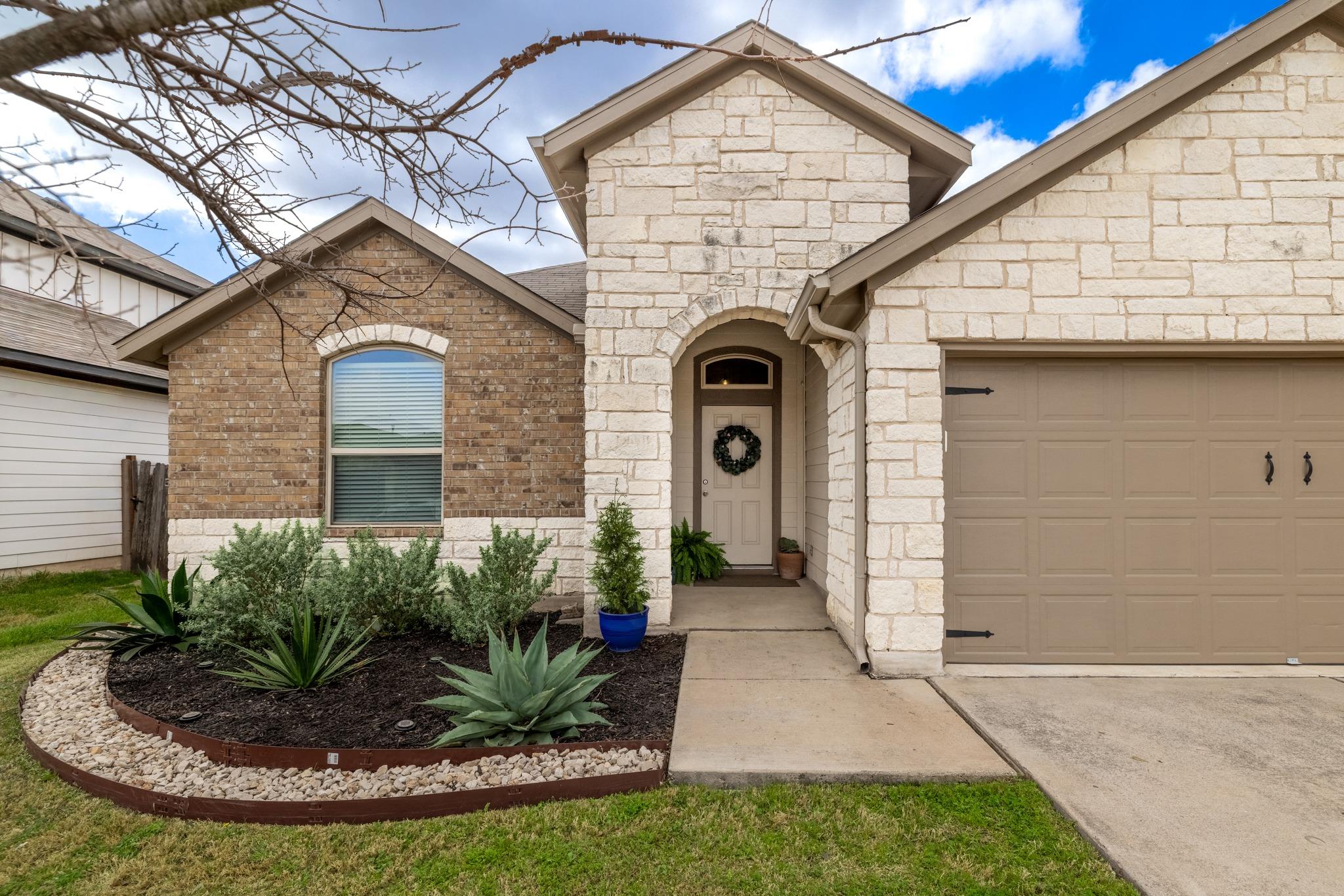 219 Noddy Rd, Buda, TX 78610