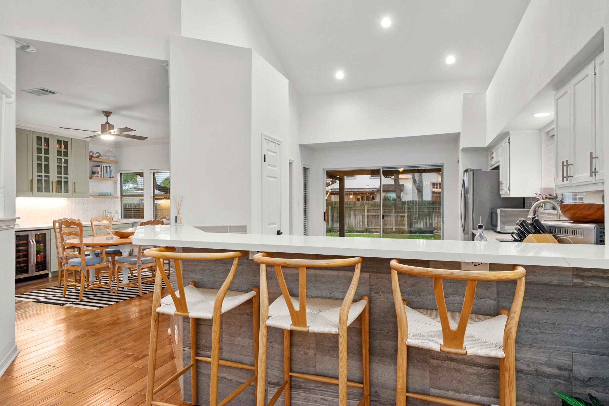 4802 Alta Loma Dr, Austin, TX 78749