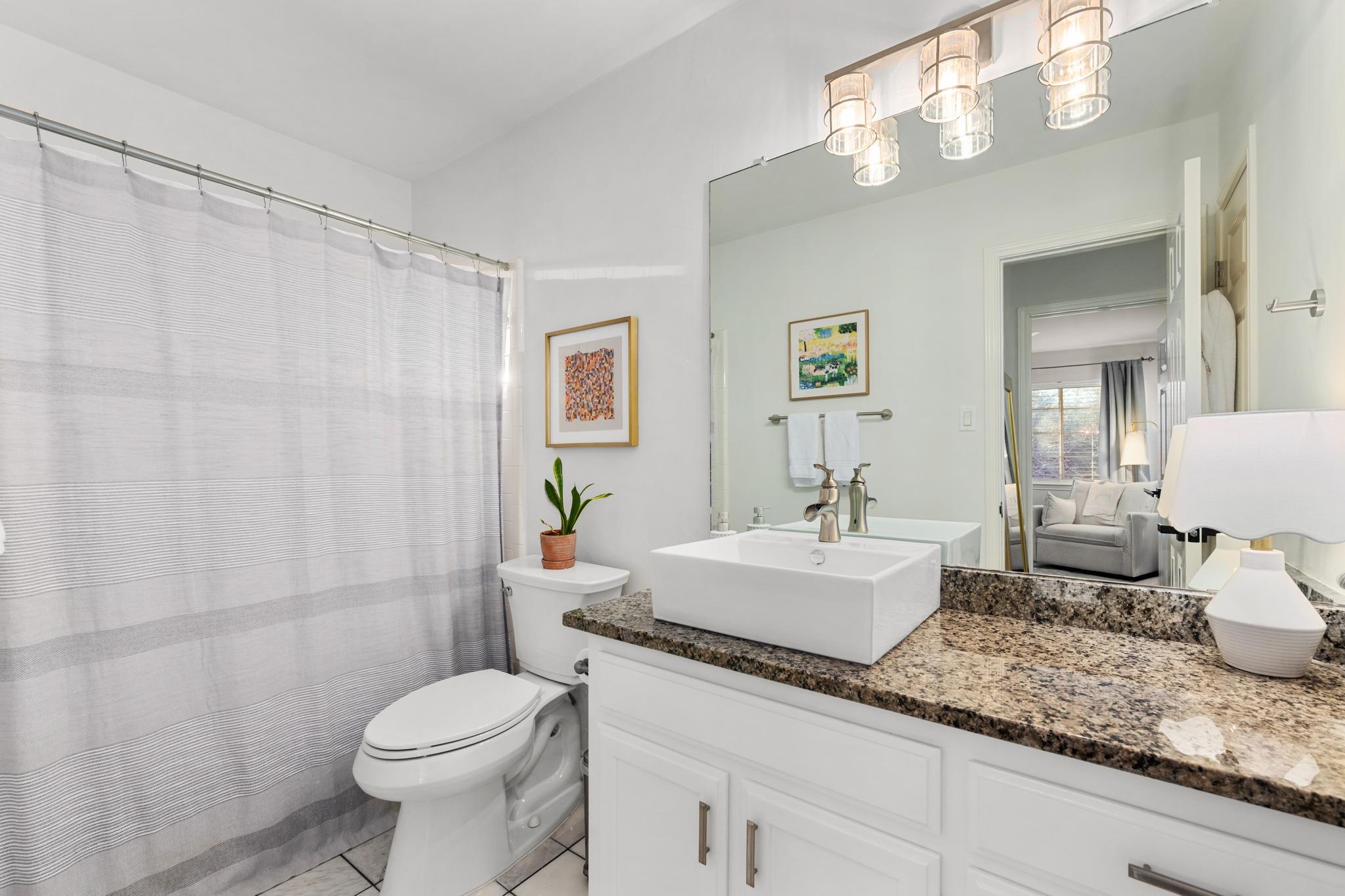 4802 Alta Loma Dr, Austin, TX 78749