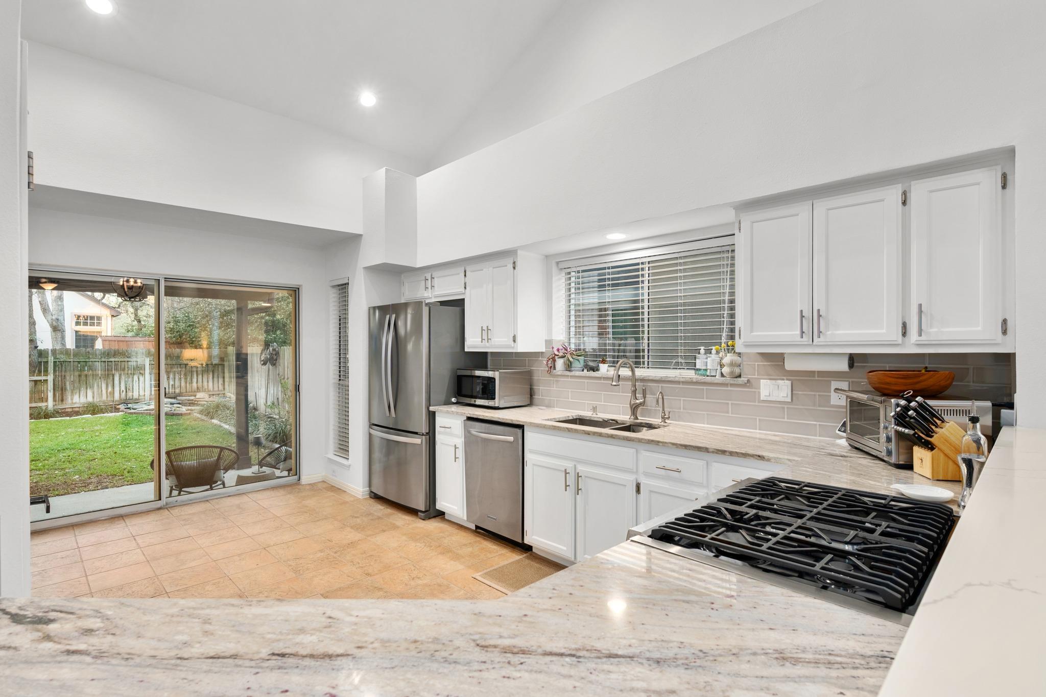 4802 Alta Loma Dr, Austin, TX 78749