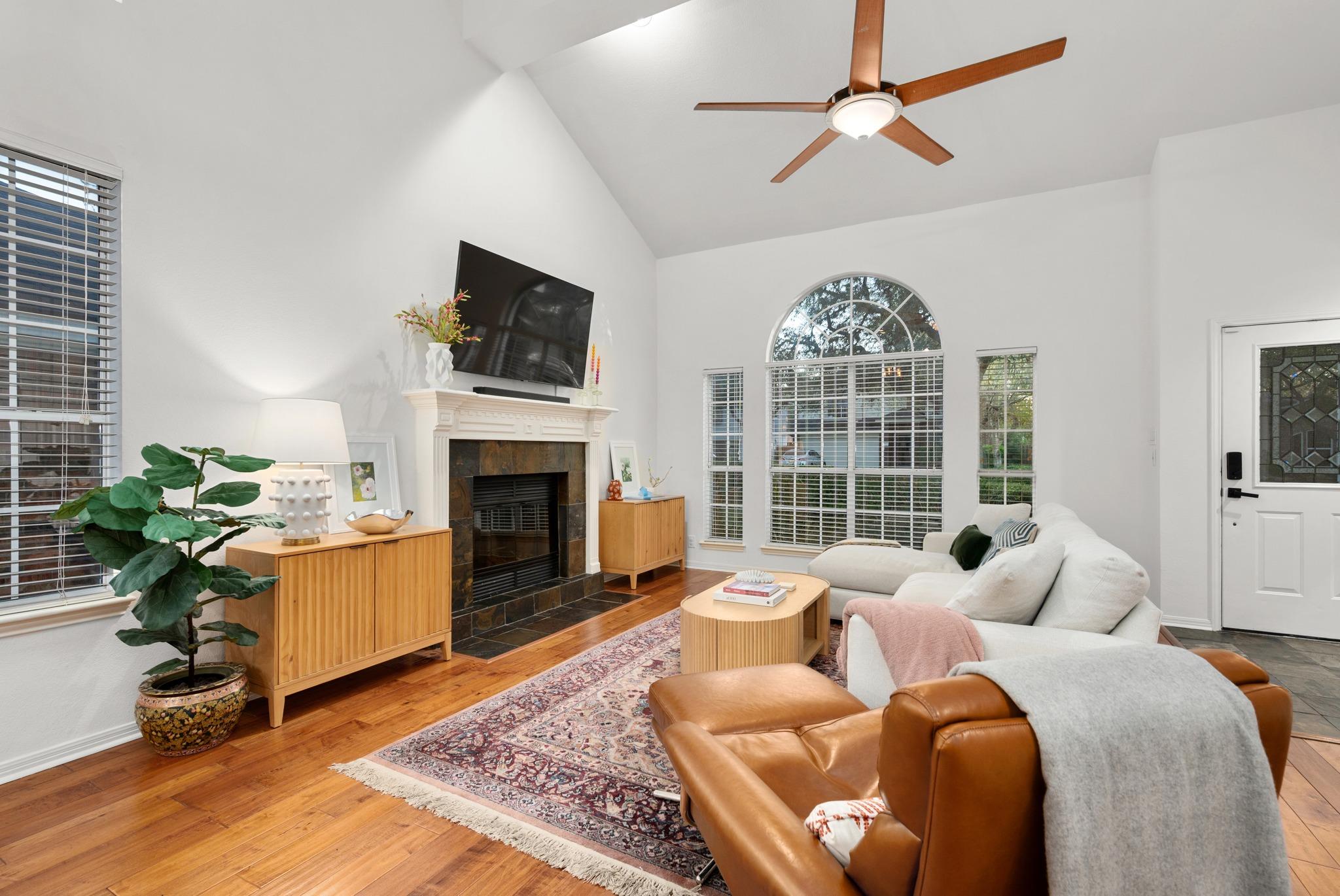 4802 Alta Loma Dr, Austin, TX 78749