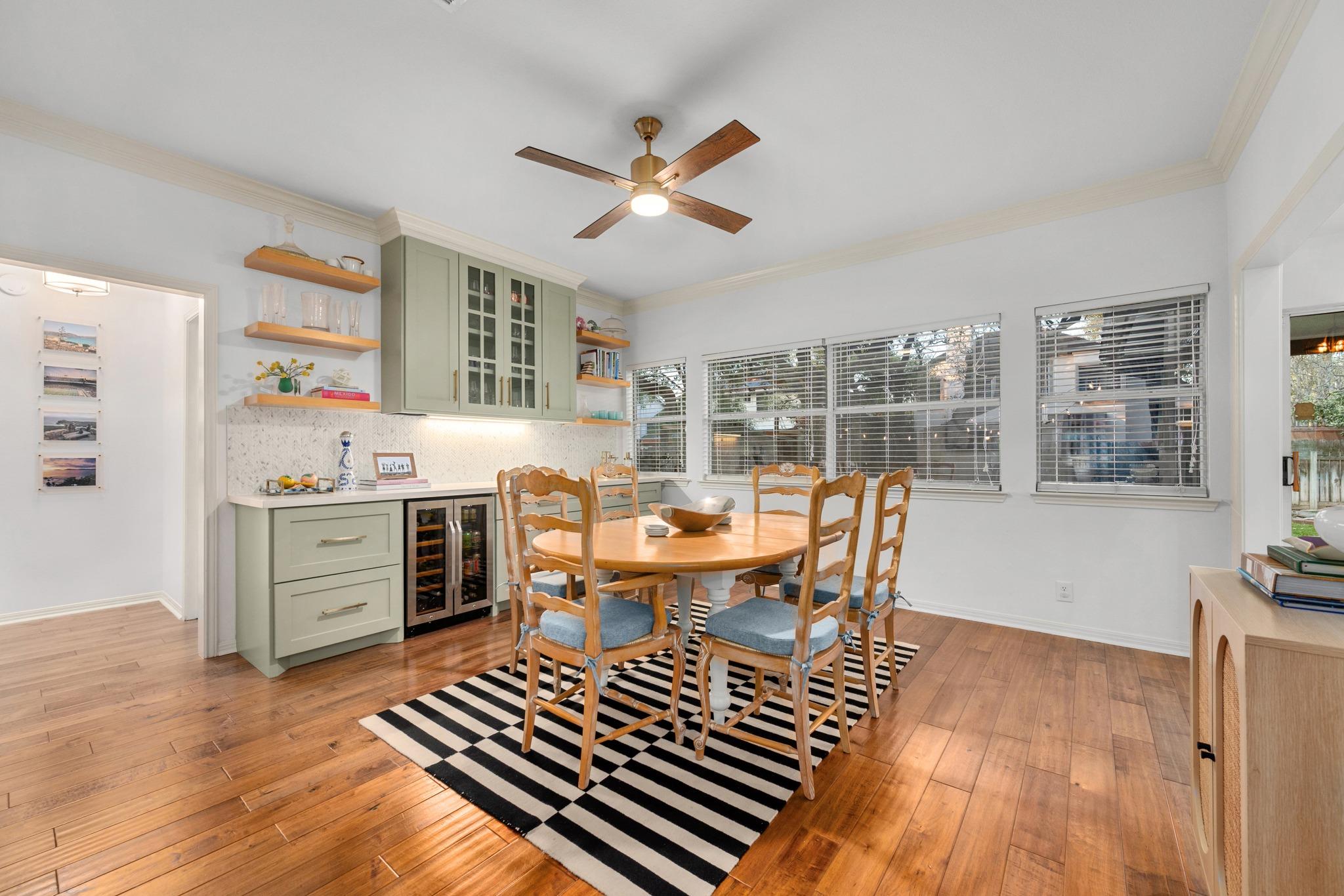 4802 Alta Loma Dr, Austin, TX 78749