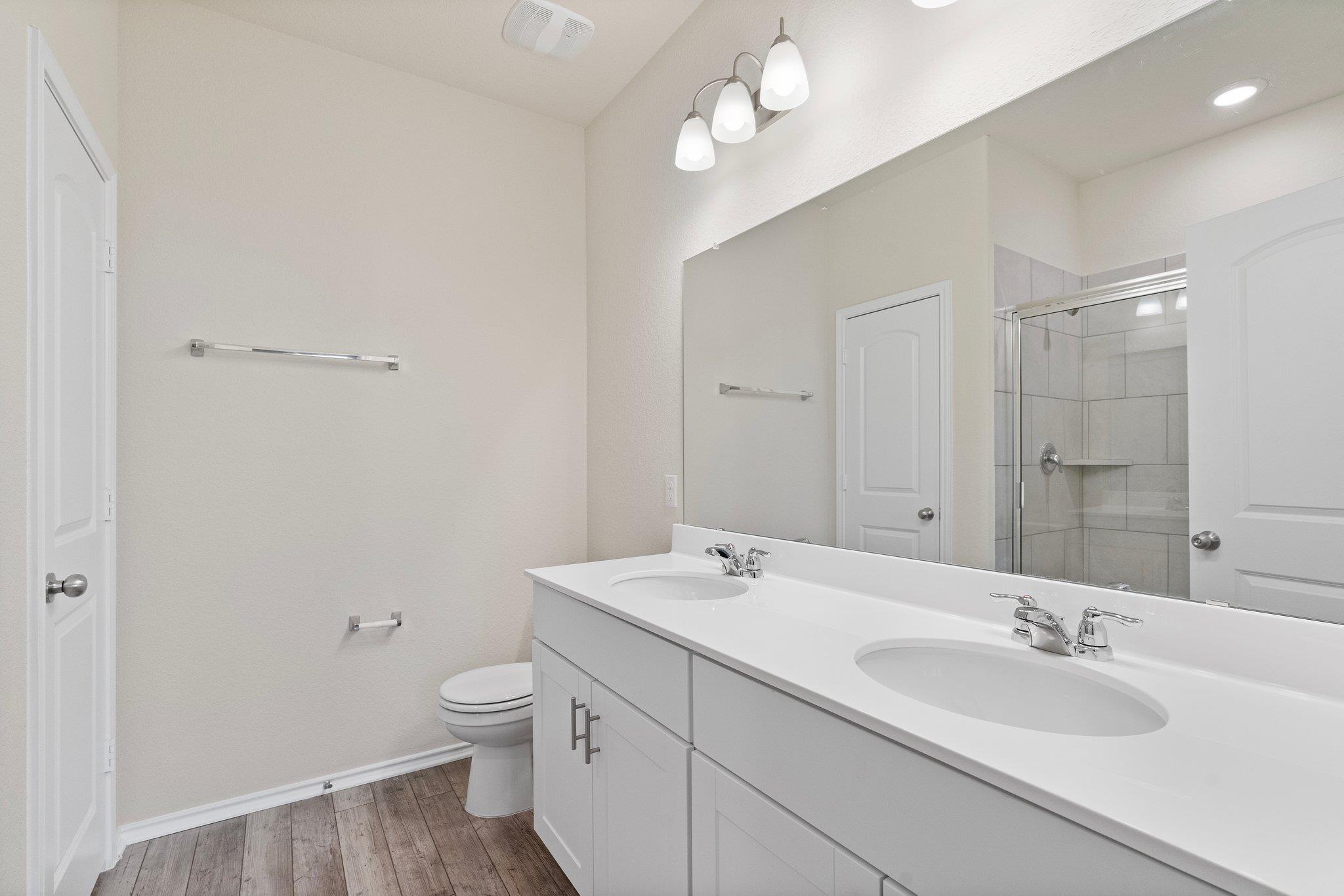 141 Onna St, Taylor, TX 76574