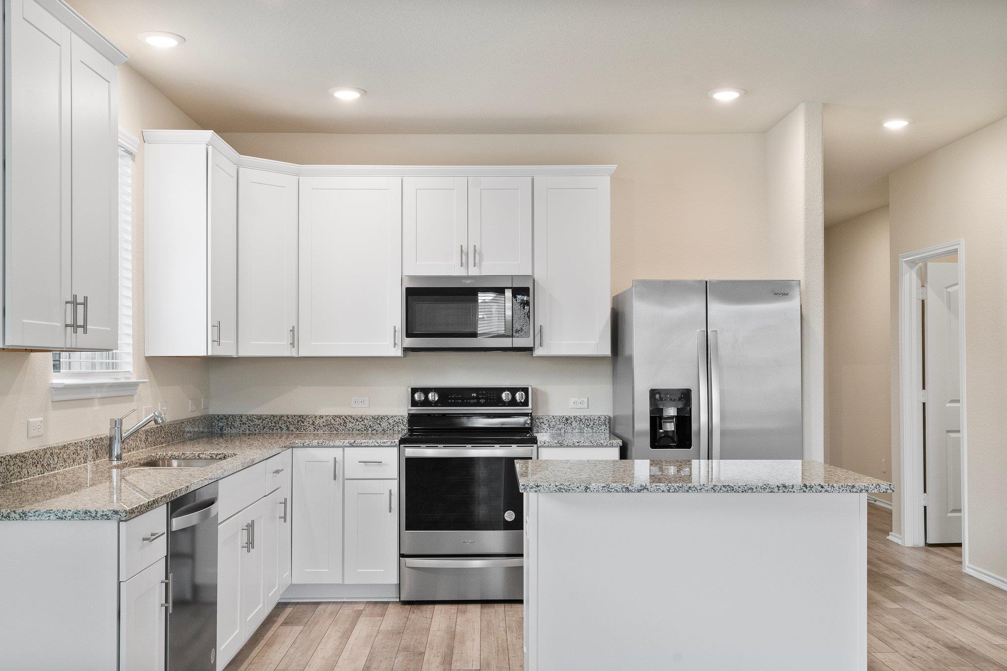 141 Onna St, Taylor, TX 76574