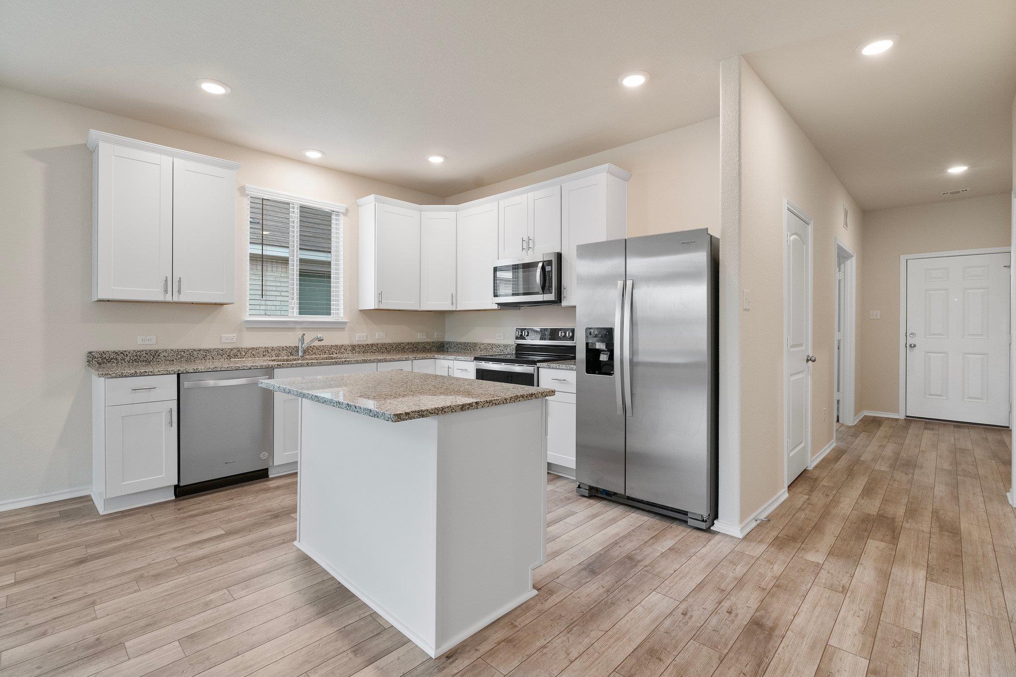 141 Onna St, Taylor, TX 76574