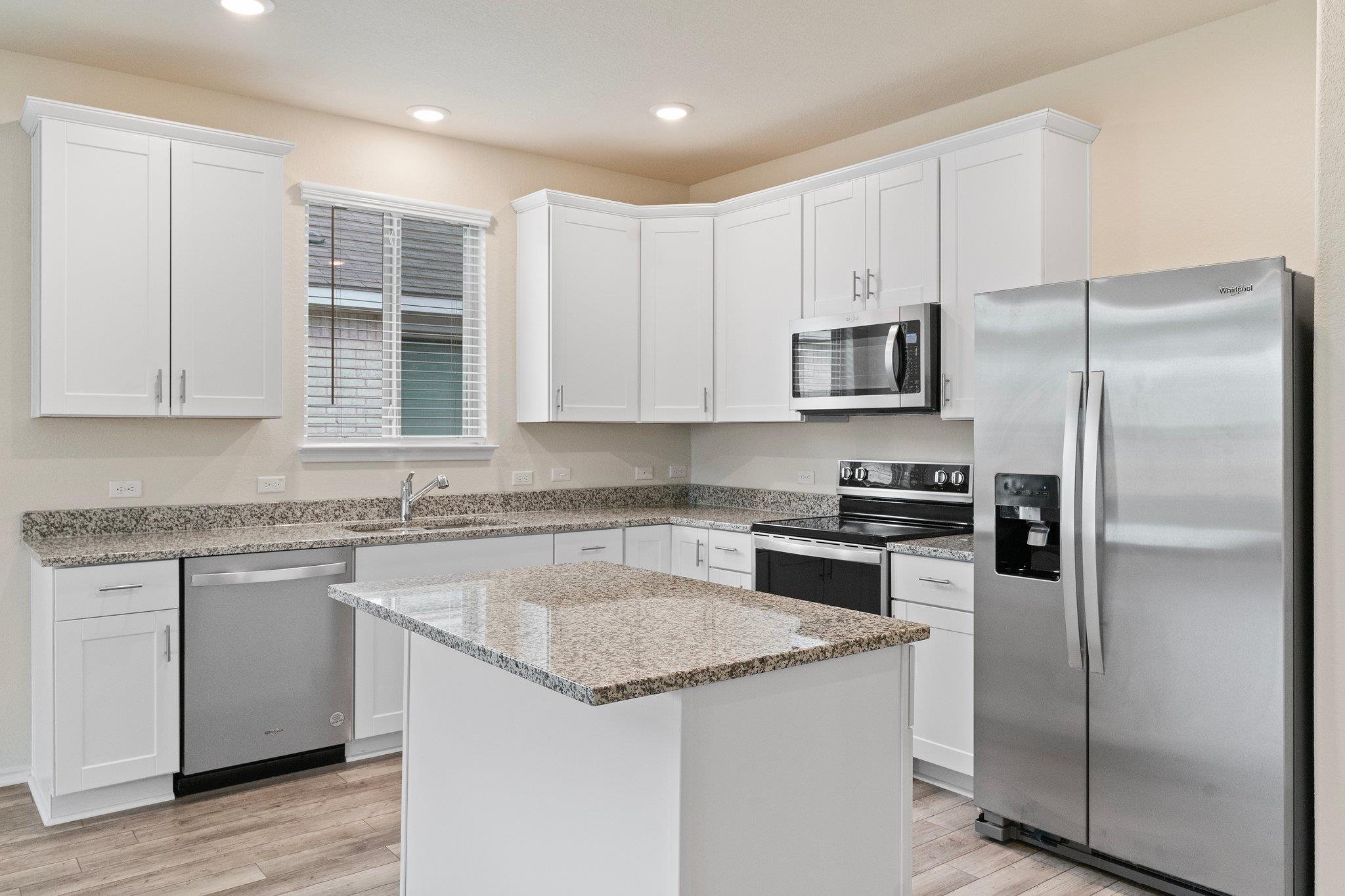 141 Onna St, Taylor, TX 76574