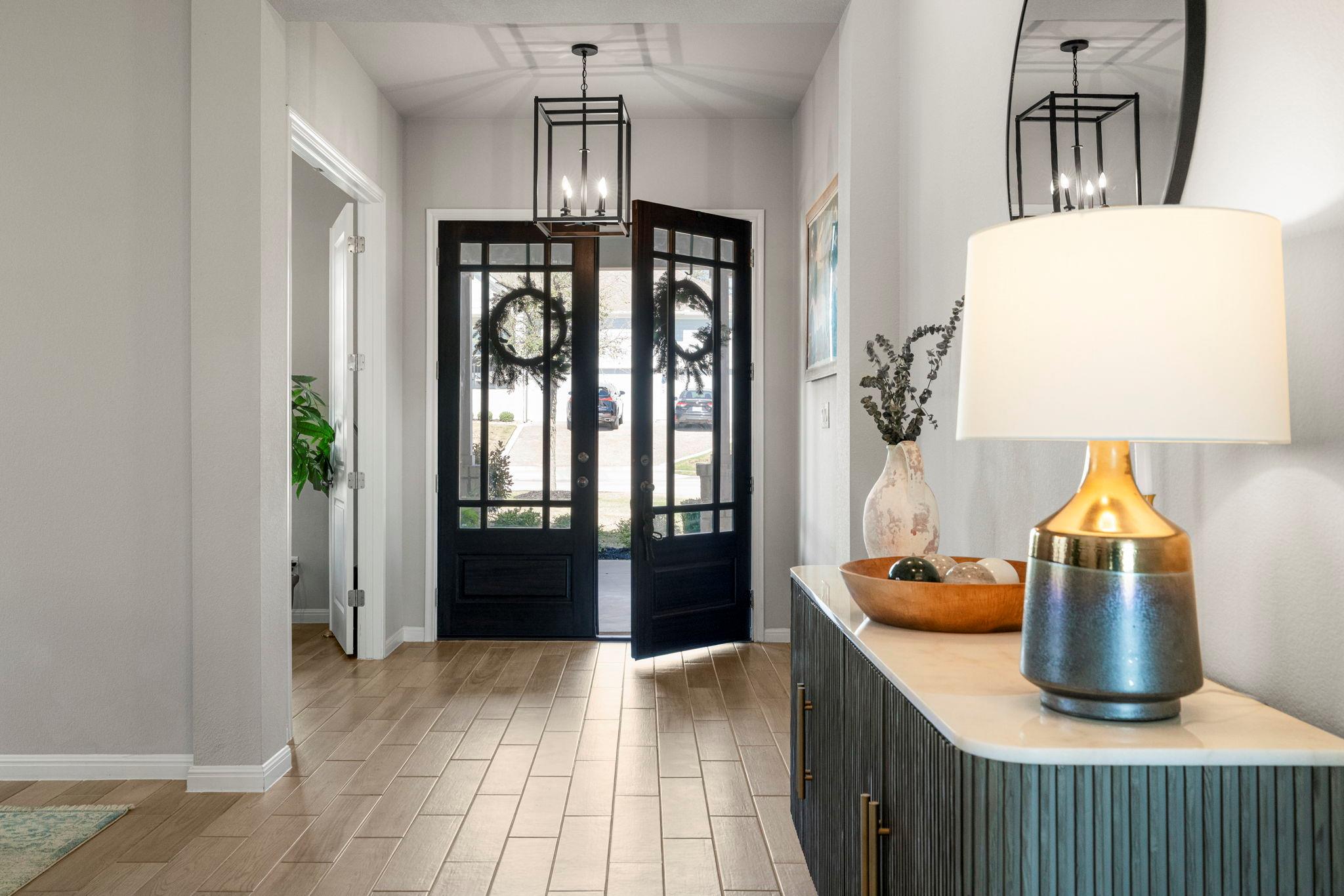 546 Hazy Hills Loop, Dripping Springs, TX 78620