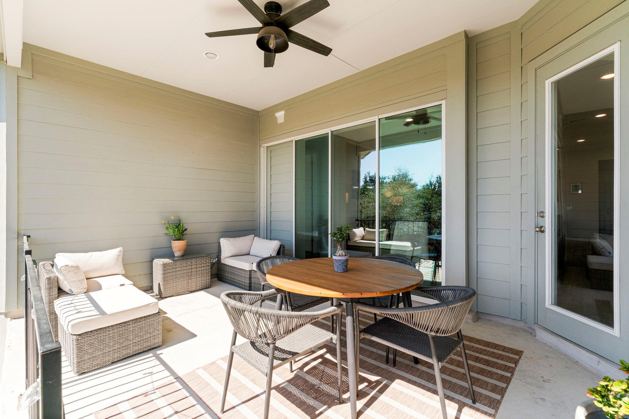 546 Hazy Hills Loop, Dripping Springs, TX 78620