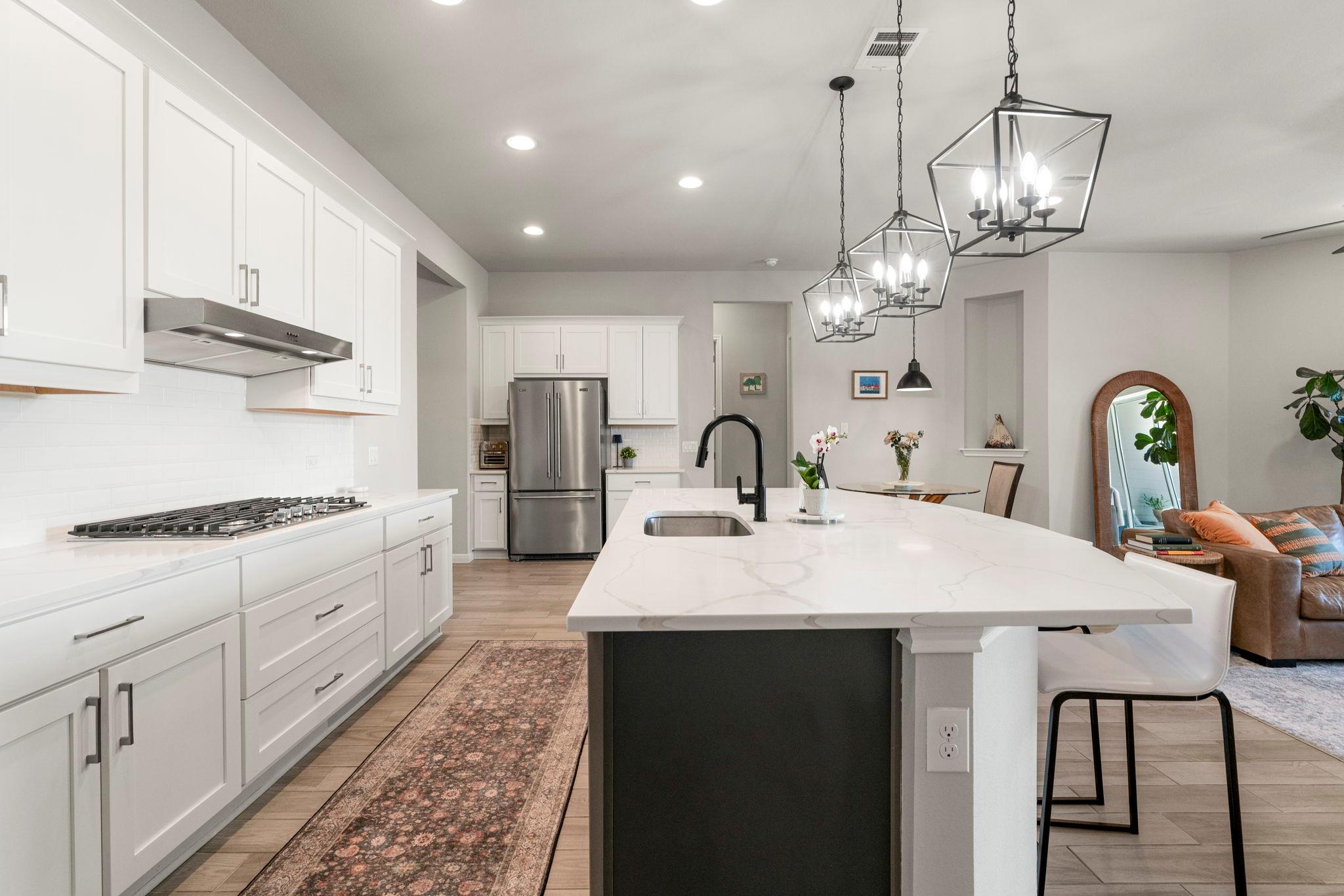 546 Hazy Hills Loop, Dripping Springs, TX 78620