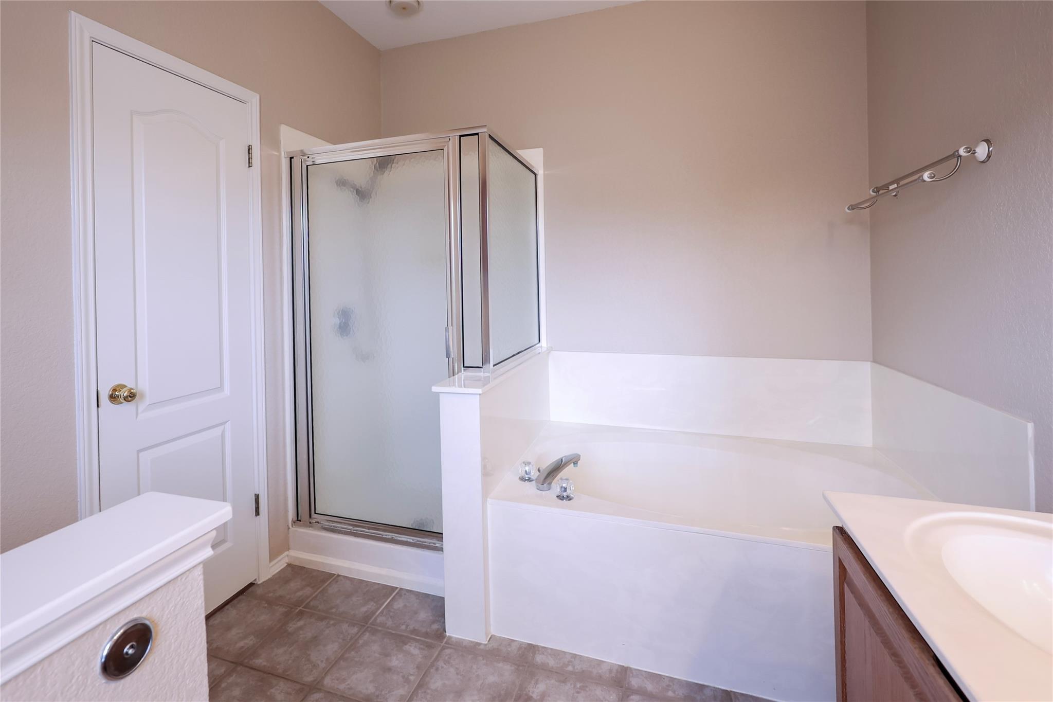 1305 Willow Bluff Dr, Pflugerville, TX 78660