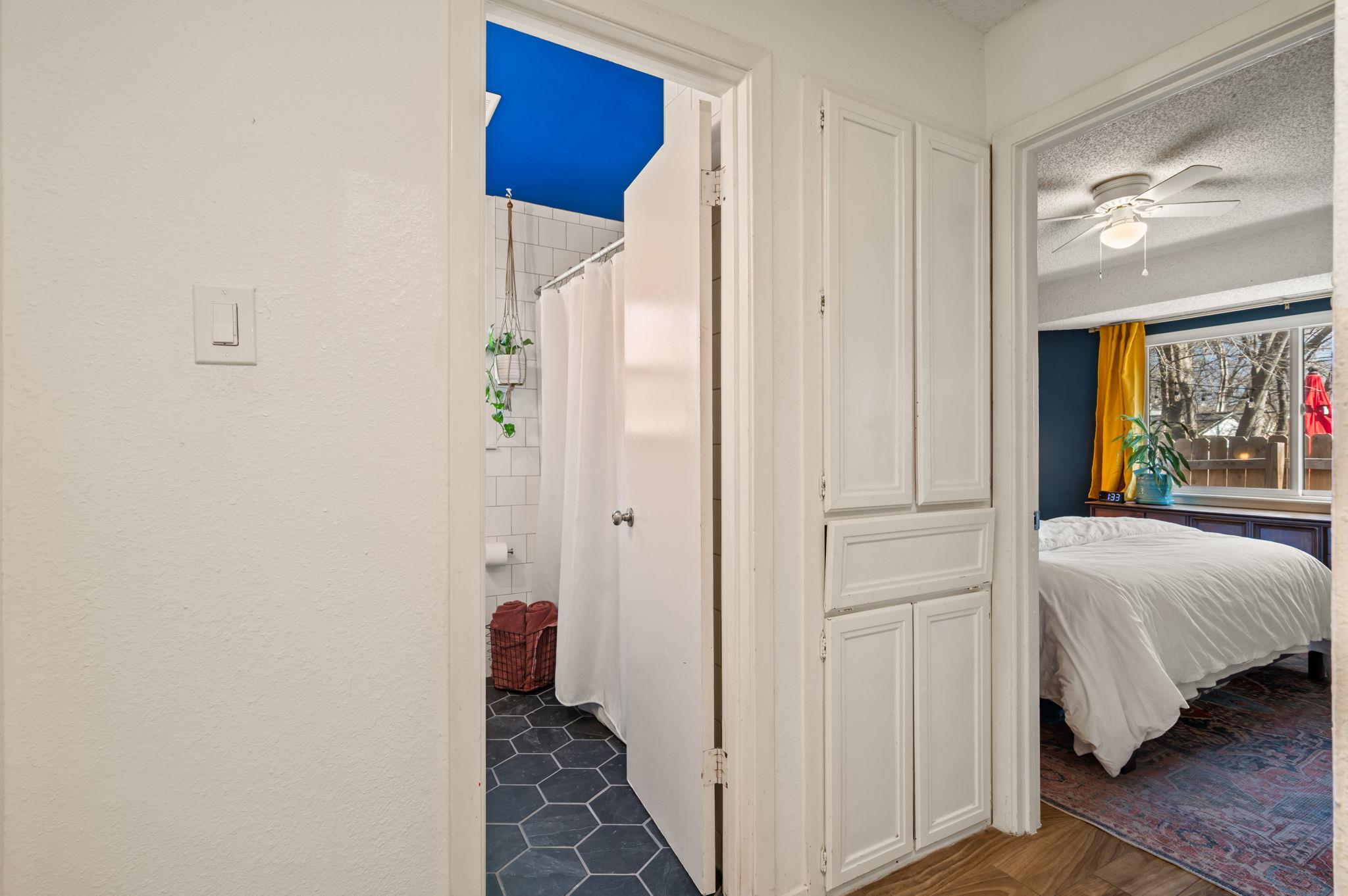 5403 Duval St # 1, Austin, TX 78751