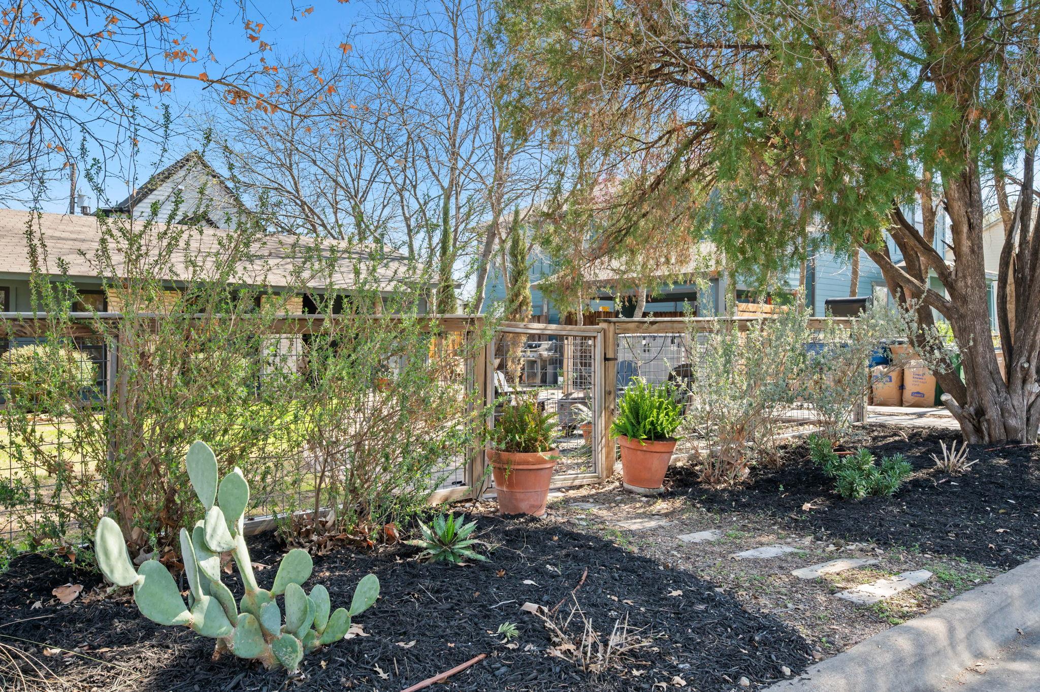 5403 Duval St # 1, Austin, TX 78751