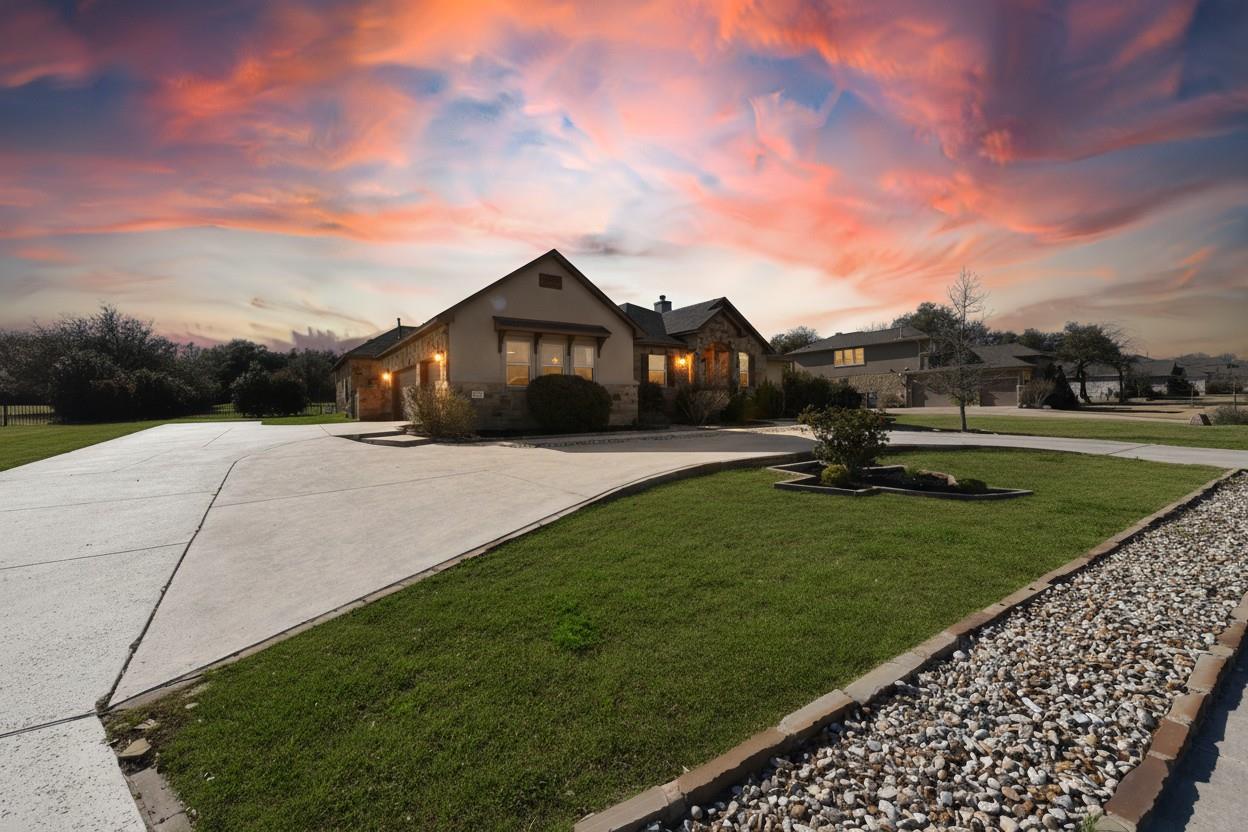 2621 Greatwood Trl, Leander, TX 78641