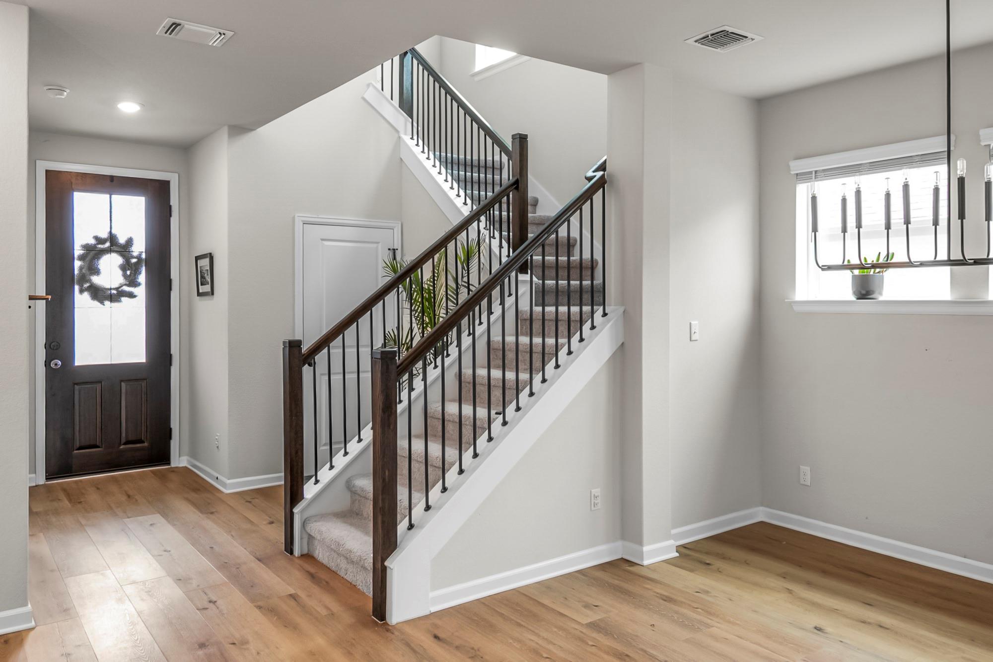 166 Twistleaf Dr, Buda, TX 78610