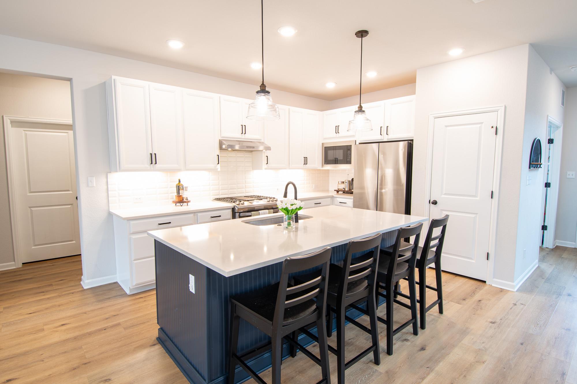 166 Twistleaf Dr, Buda, TX 78610