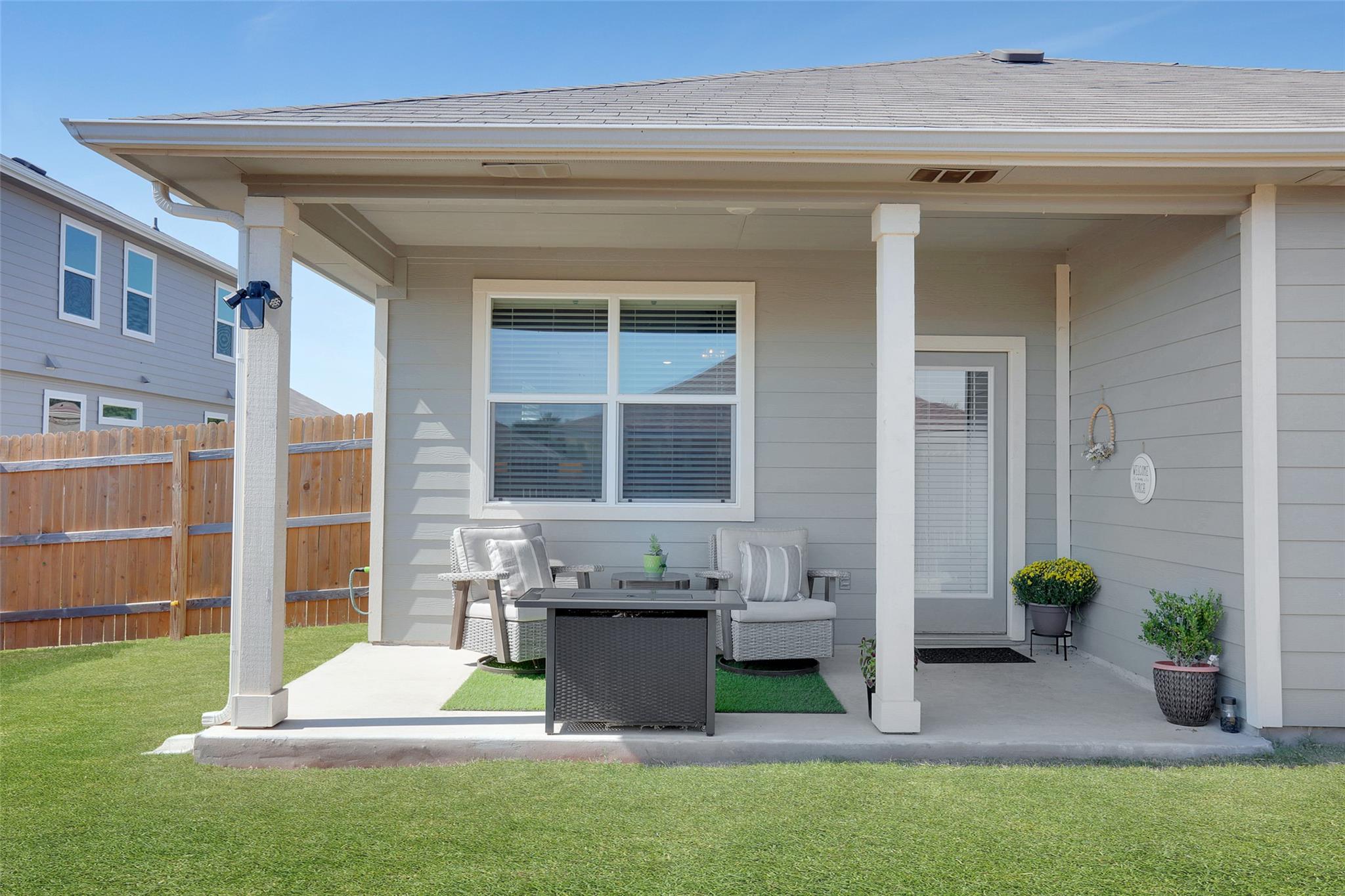 235 Bunting Ln, Bertram, TX 78605