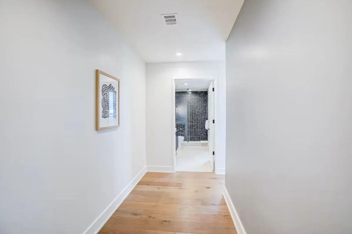 48 East Ave # 1104, Austin, TX 78701