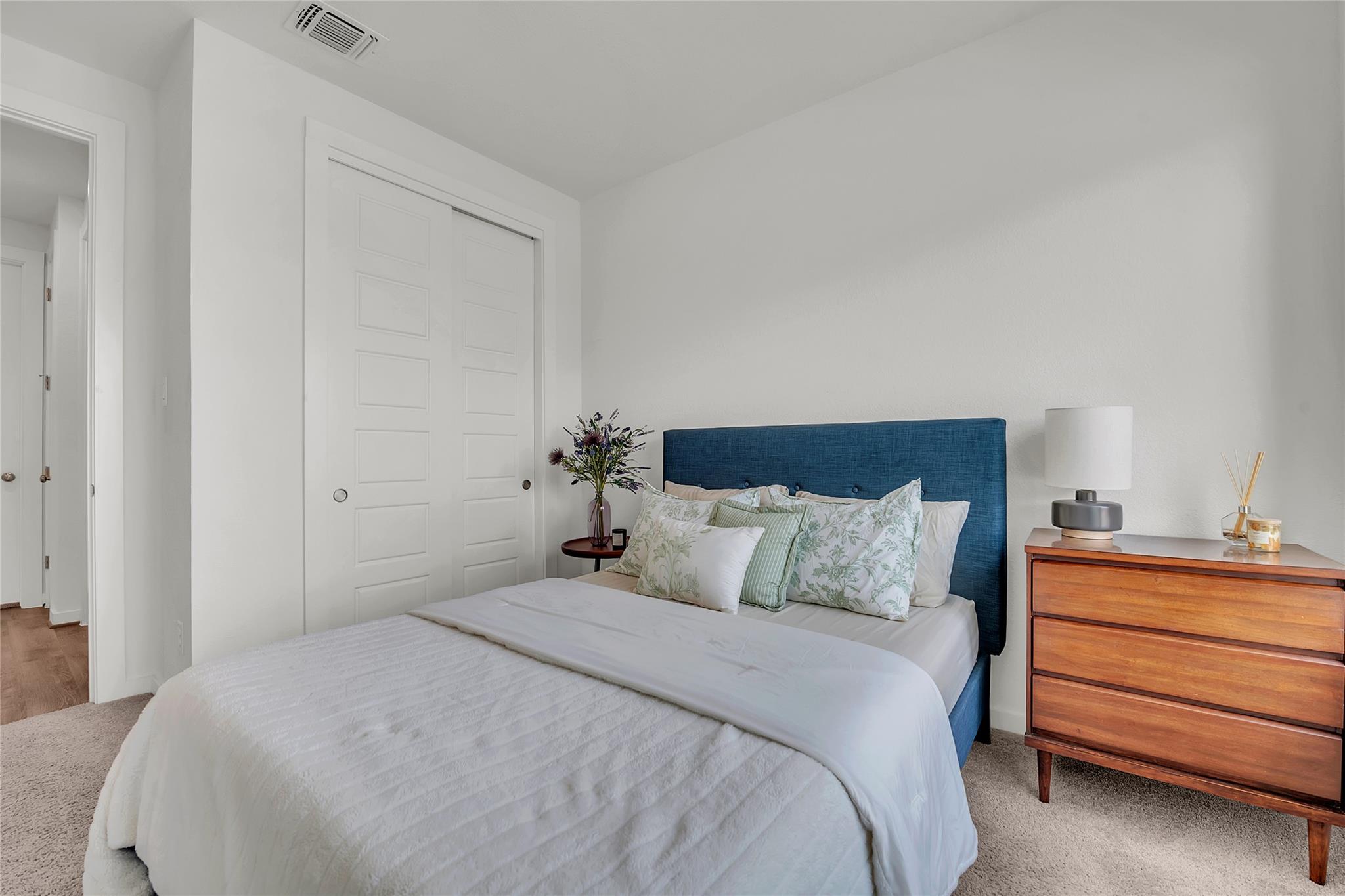 187 Alicante Ln, Liberty Hill, TX 78642