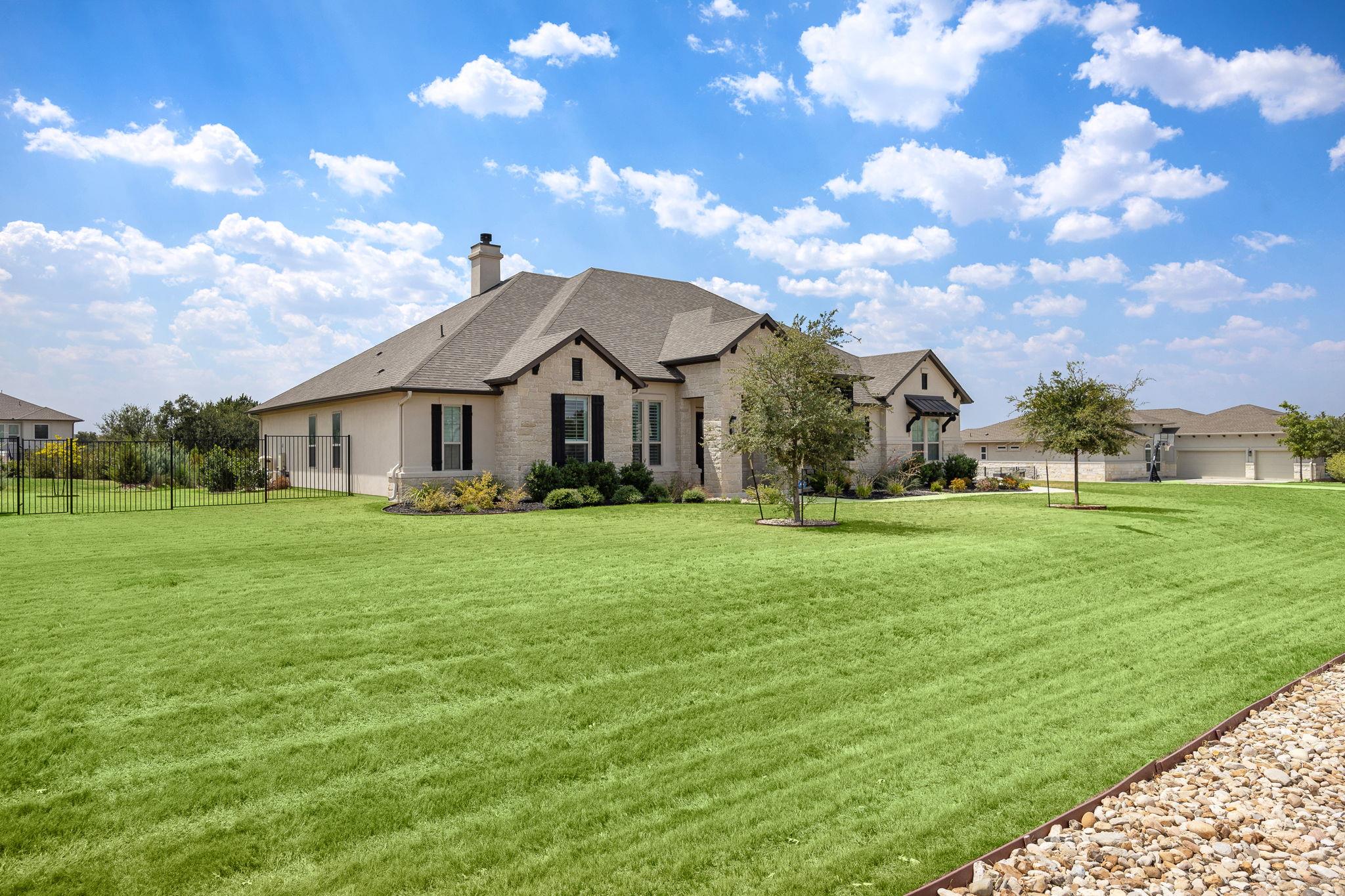 109 Houston Loop, Liberty Hill, TX 78642