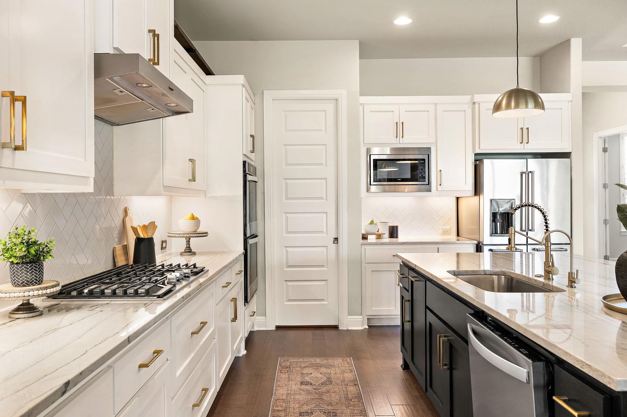 109 Houston Loop, Liberty Hill, TX 78642