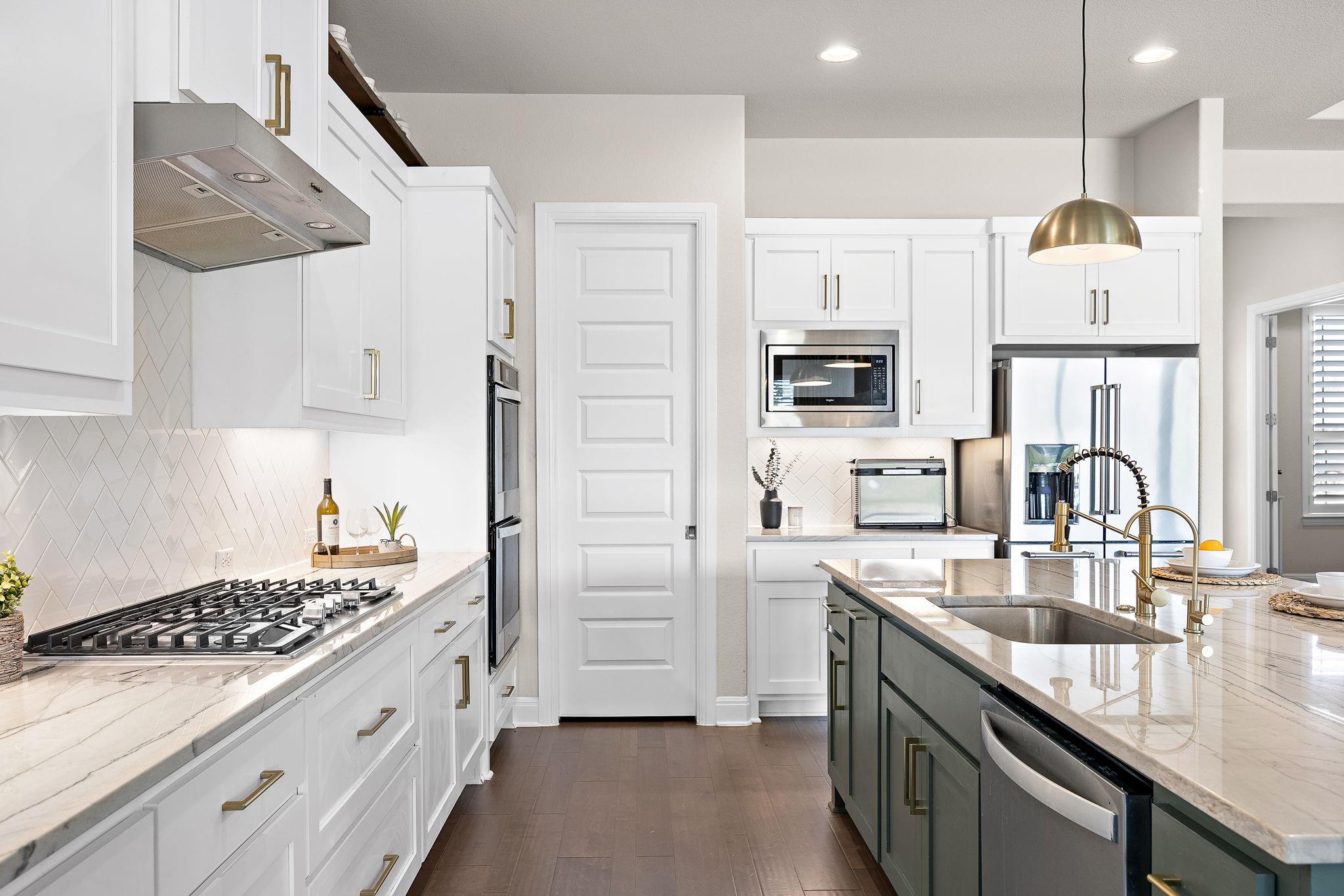 109 Houston Loop, Liberty Hill, TX 78642