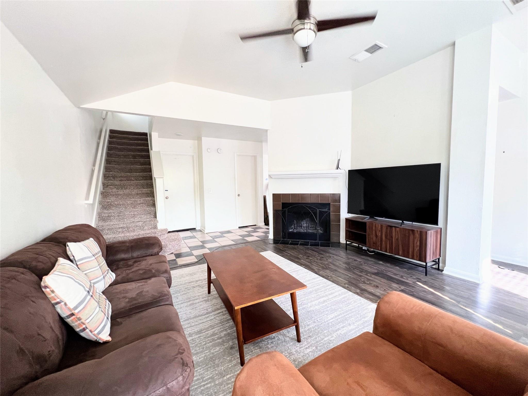 1519 Darley Arabian Dr, Pflugerville, TX 78660