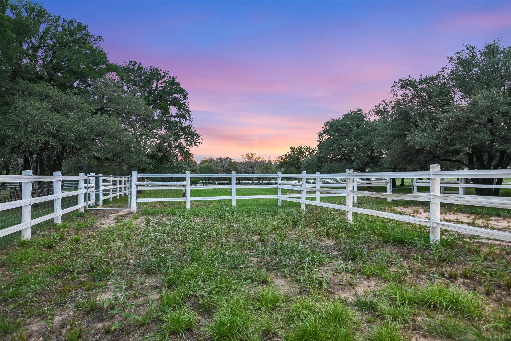 24205 State Highway 71 W, Spicewood, TX 78669