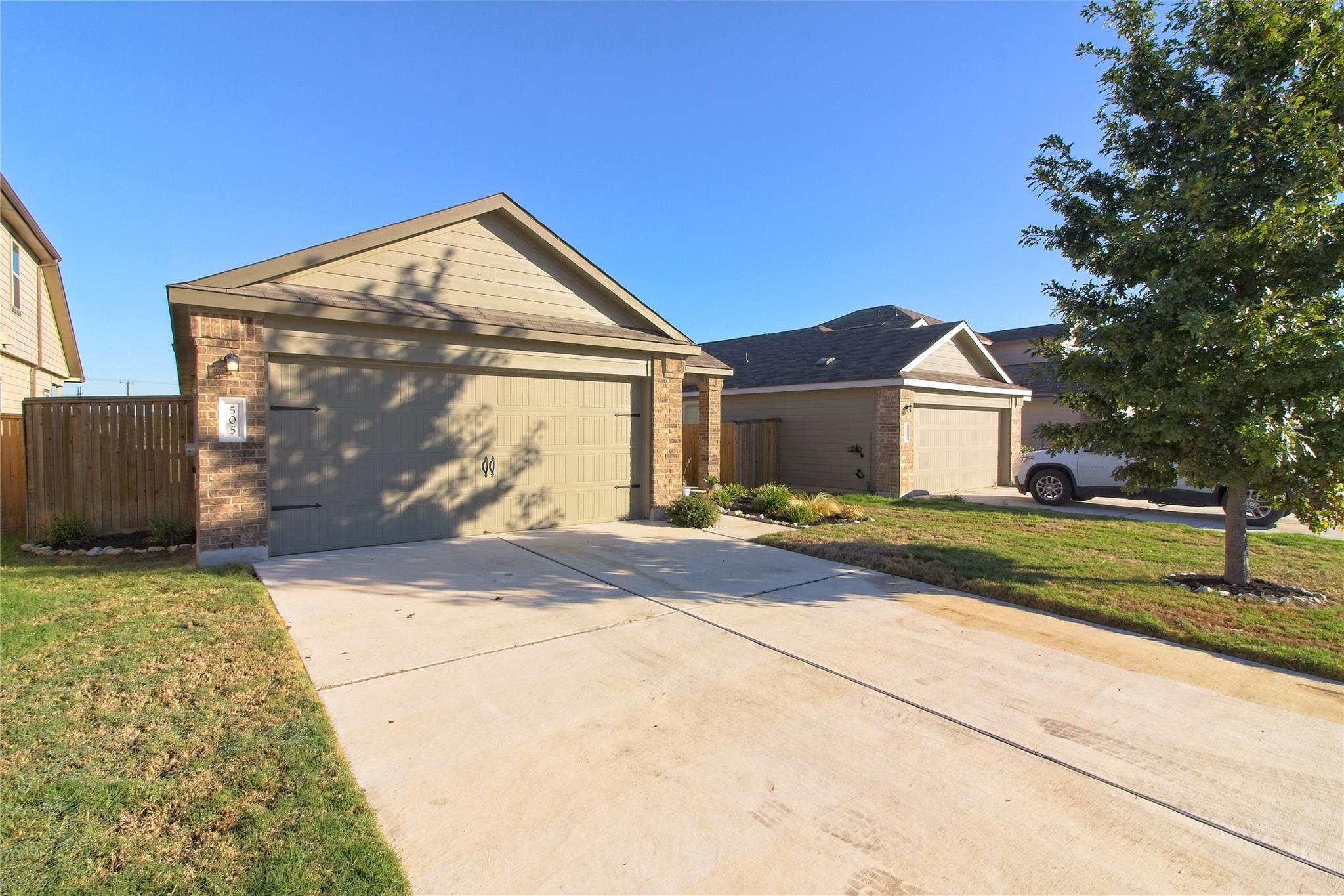 505 Greatest Gift Way, Jarrell, TX 76537