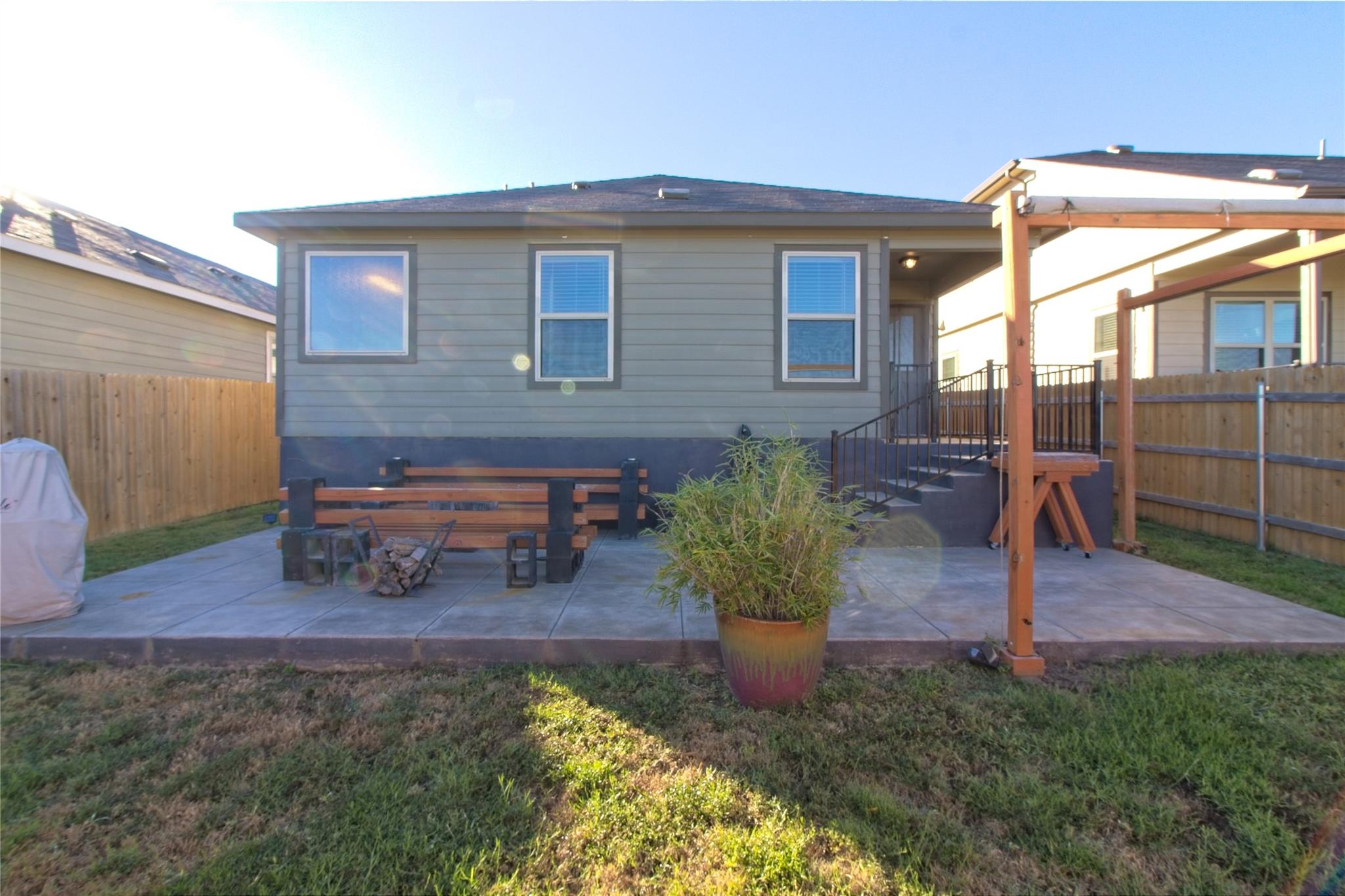 505 Greatest Gift Way, Jarrell, TX 76537